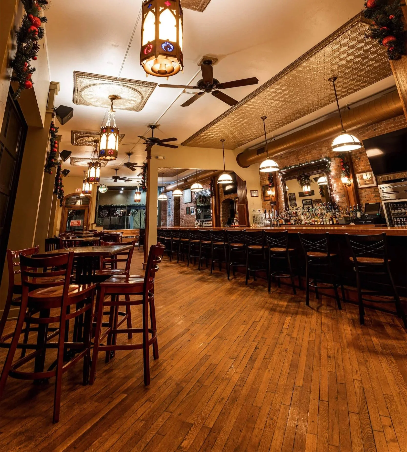 Interior of the bar at Ryan's Wake in Troy, NY.