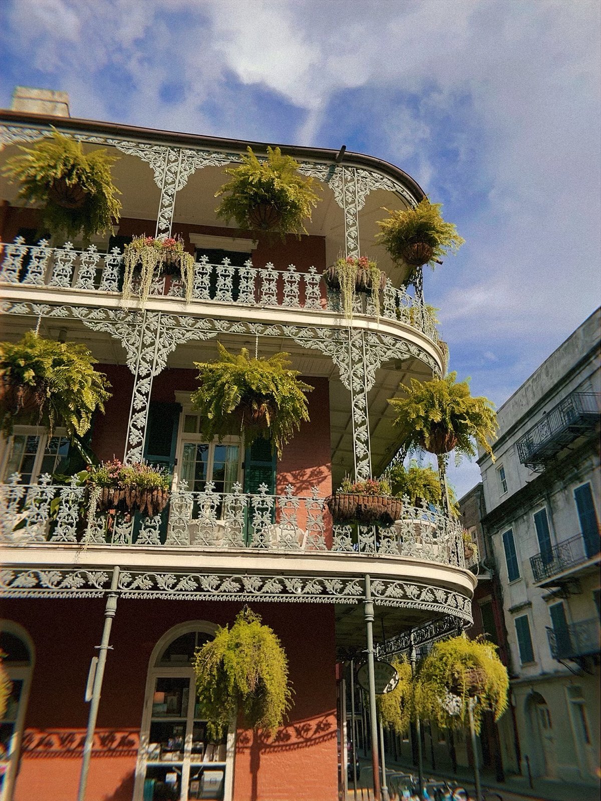 City vibes of building and balconies in the French Quarter, New Orleans