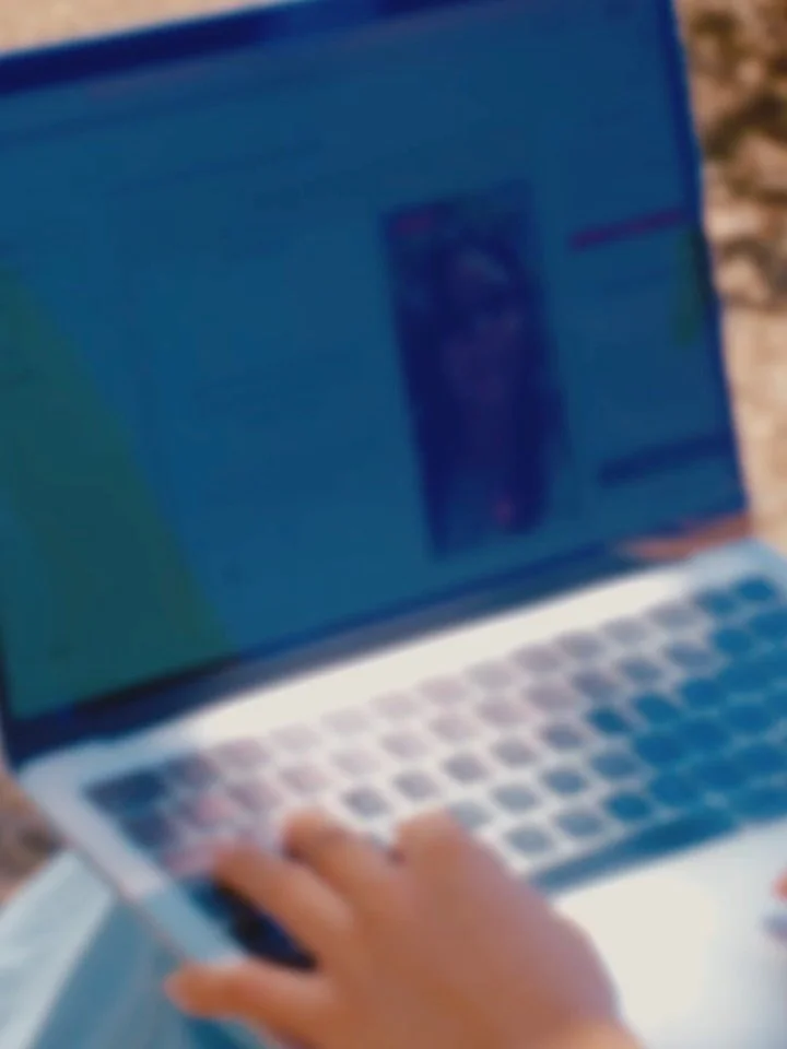 Still thinking about applying?

Here&rsquo;s your reminder! All available April scholarships are open right now 👀 But not for long&hellip;

Deadline: April 19
Go apply: app.triple3v.org

Swipe through to find the right one for you 👉

#scholarship #