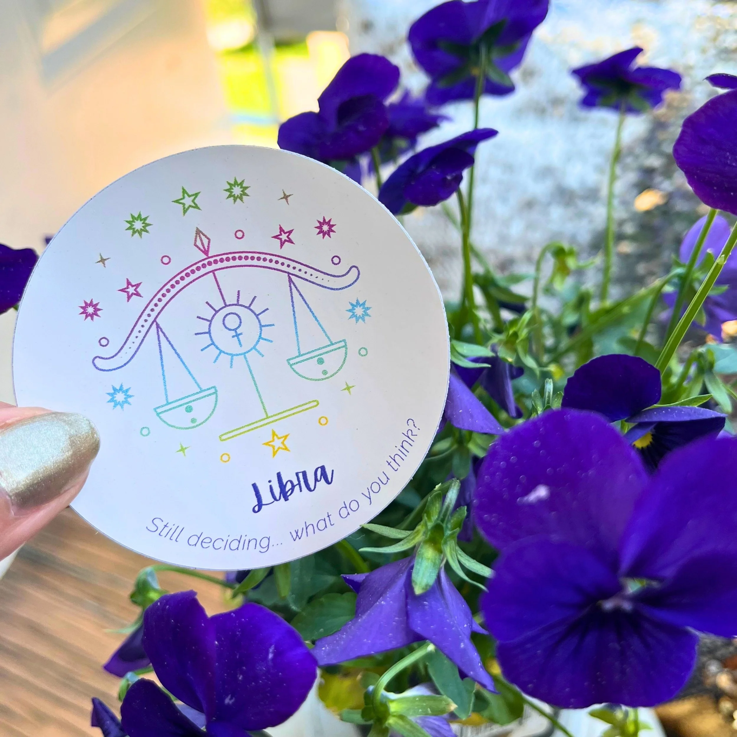 Libra sticker 2.jpg