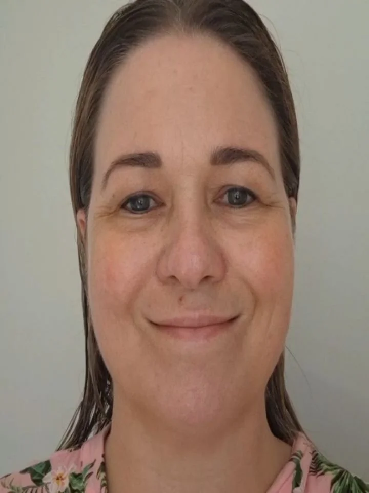 Always wear your sunscreen peeps!! 

SPF is always the final step in my skincare routine ☀️

Getting ready for a light makeup day while I run errands, but first&mdash;Heliocare SPF Water Gel on a freshly cleansed &amp; moisturised face. It&rsquo;s ho