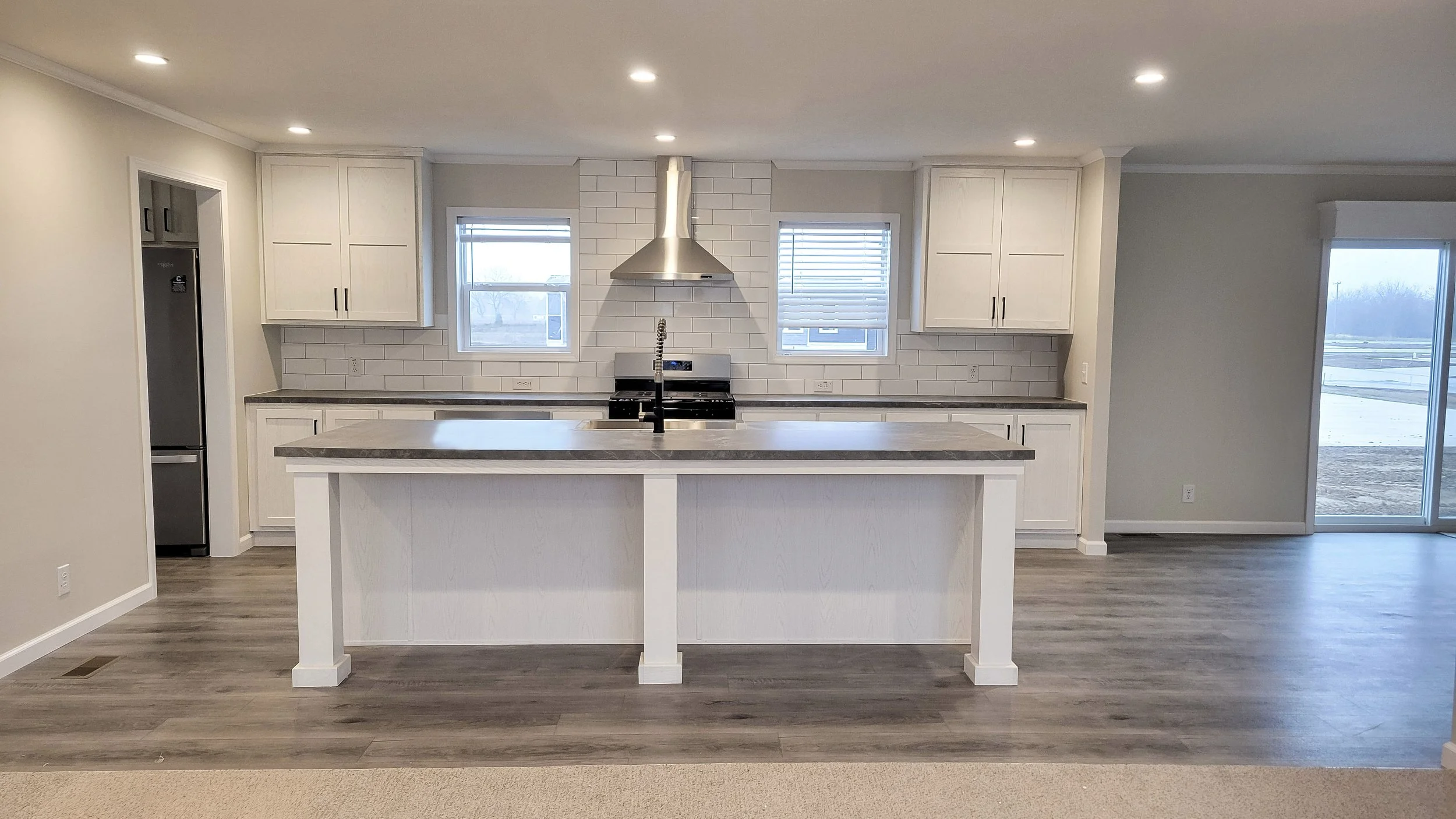 6-4147 Shalimar 4.jpg