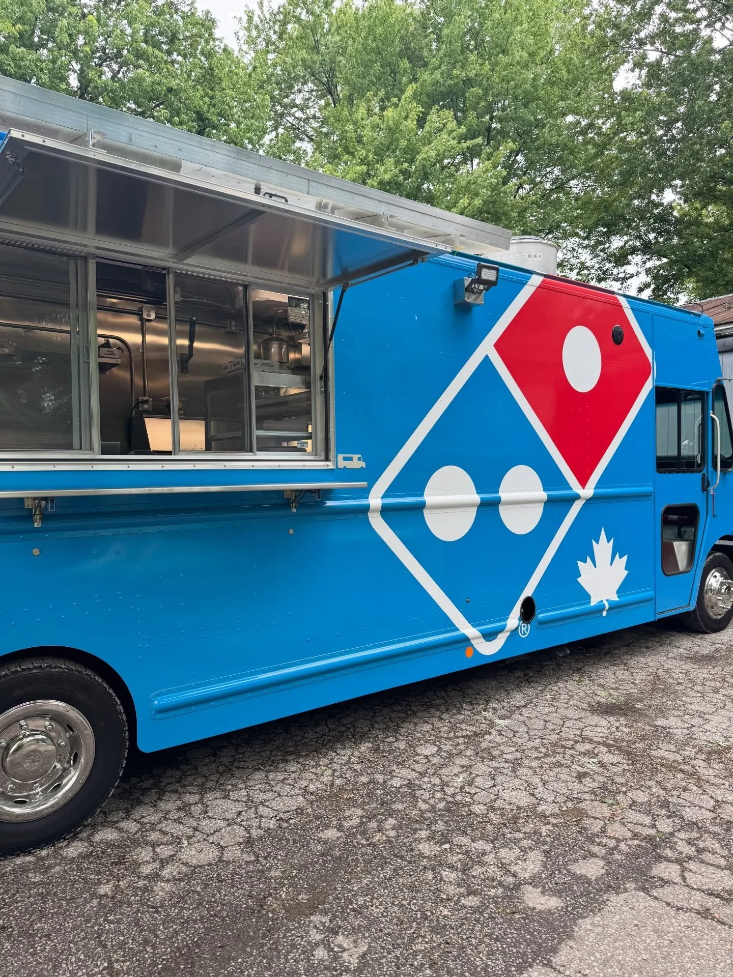 Just finished up our event at Patillo Orchard Disc Golf course. We will be at forest glade park next Sunday serving Falcons Baseball. Book your next event at www.dominoswindsor.ca