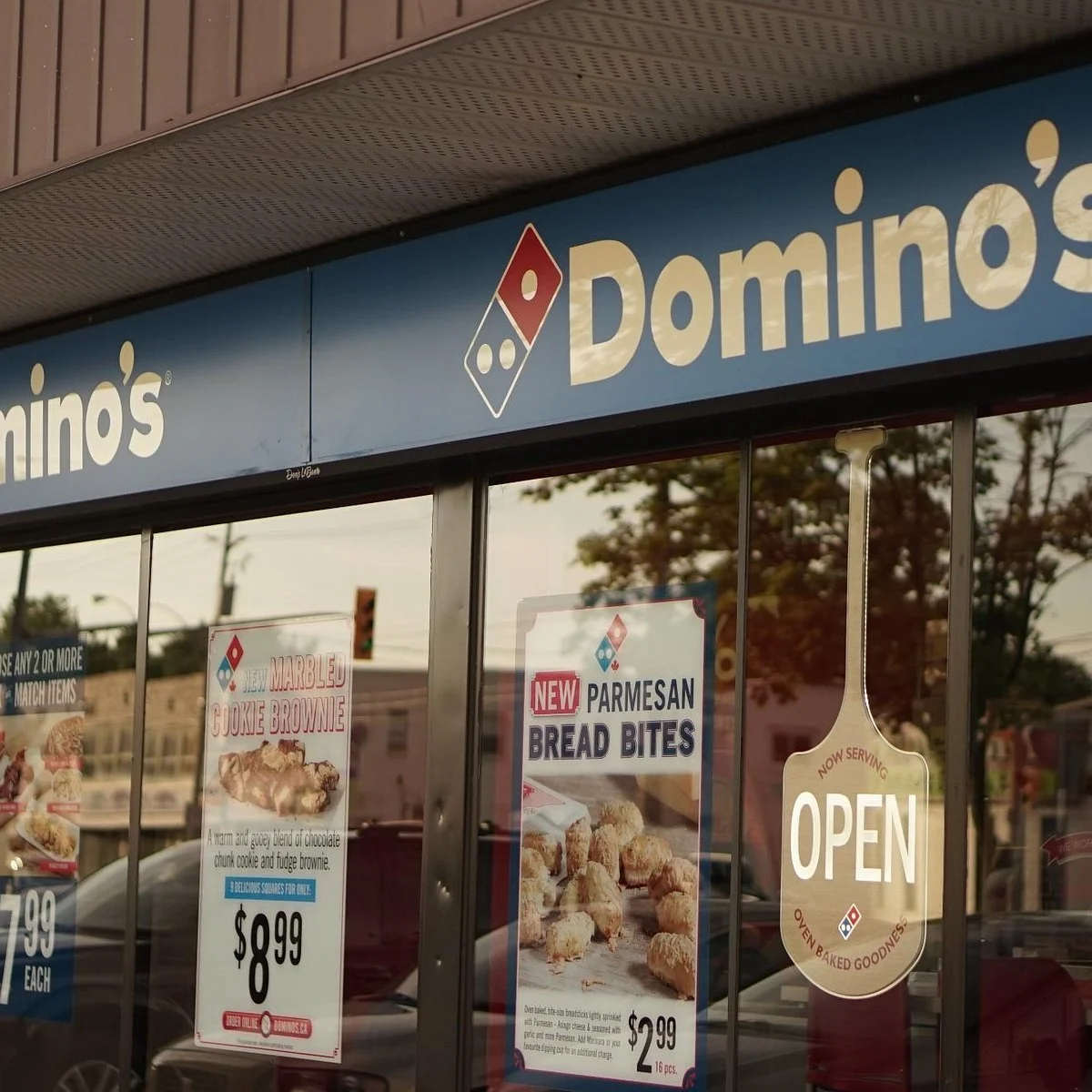 4000 Tecumseh Rd E, Windsor, ON N8W 1J6