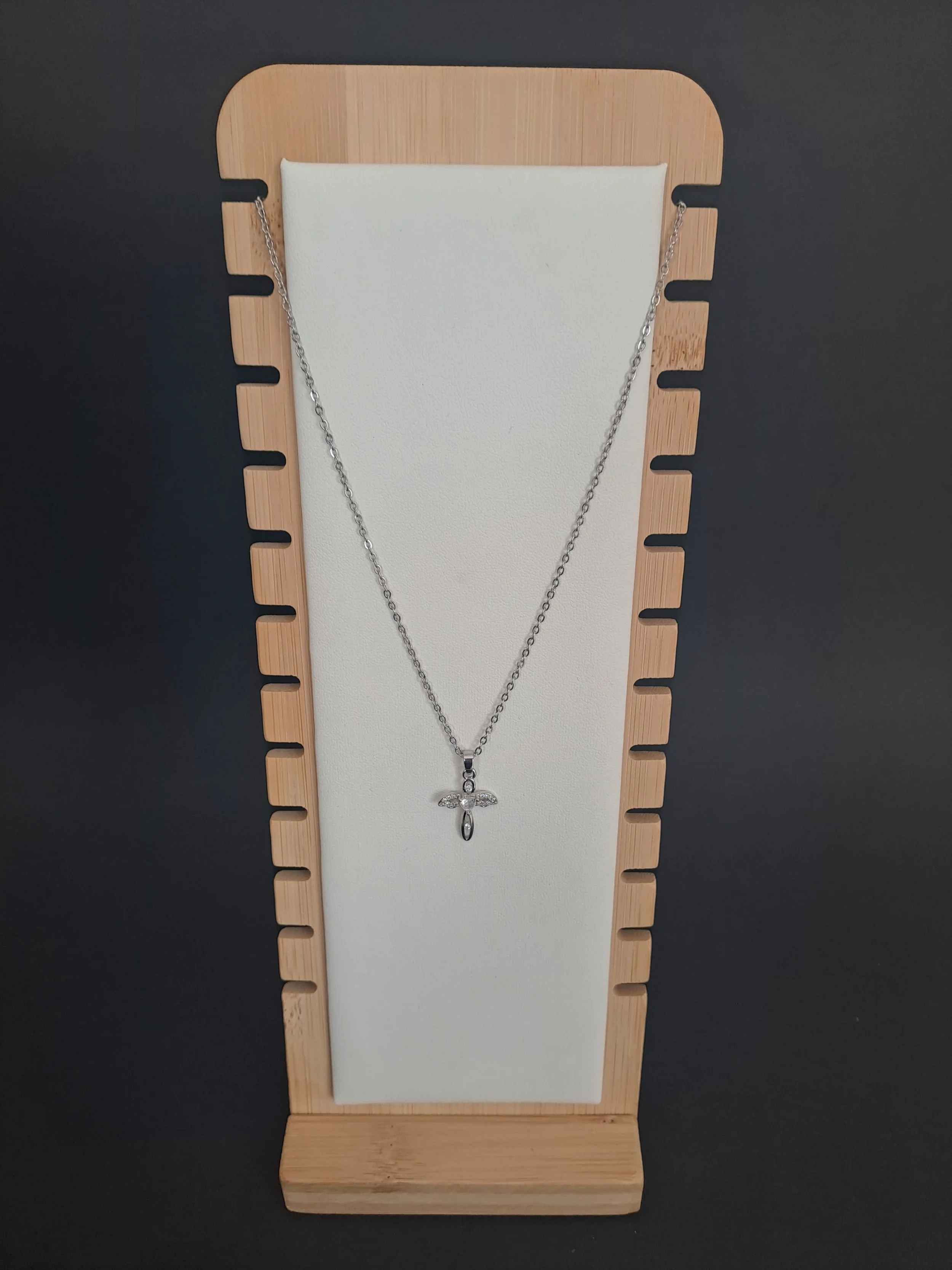 collier croix et strass.jpg