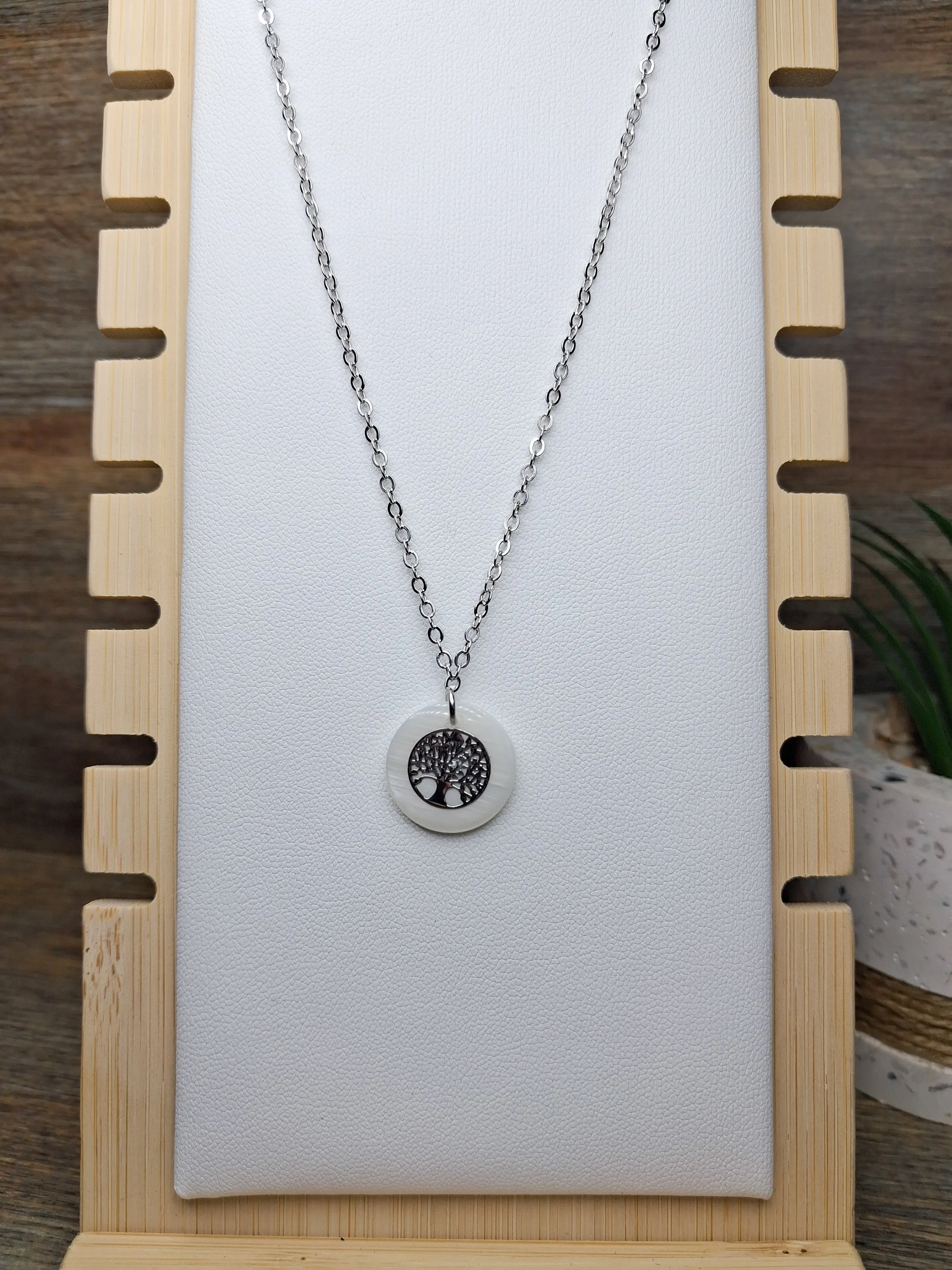 collier_nacre_arbre_de_vie_2[1].jpg