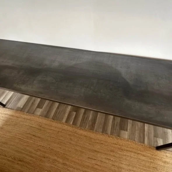 ASH NYC Standard steel table, tabletop detail