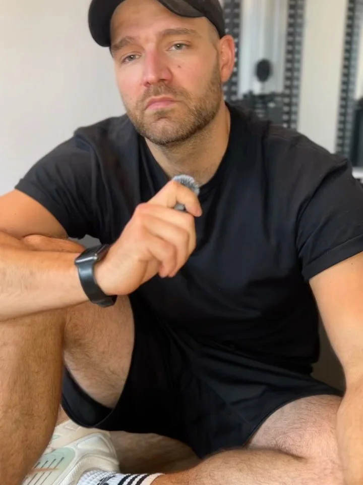 Hier ein paar easy &Uuml;bungen um deinen Nacken zu trainieren ☺️🦖

#physio #fitness #gym #rehab #koeln