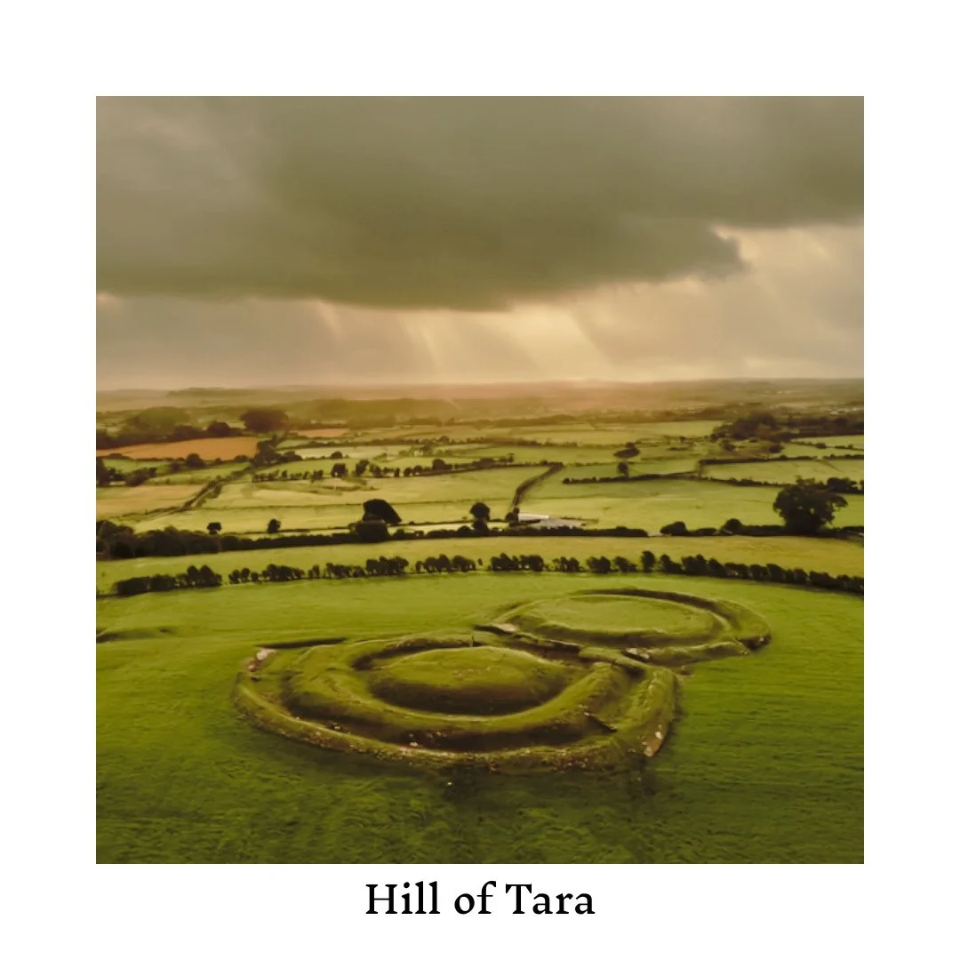 𝐎𝐧 𝐭𝐡𝐞 𝐇𝐢𝐥𝐥 𝐨𝐟 𝐓𝐚𝐫𝐚, 𝐭𝐡𝐞 𝐇𝐢𝐠𝐡 𝐊𝐢𝐧𝐠𝐬 𝐨𝐟 𝐈𝐫𝐞𝐥𝐚𝐧𝐝 𝐨𝐧𝐜𝐞 𝐫𝐮𝐥𝐞𝐝 𝐚 𝐧𝐚𝐭𝐢𝐨𝐧. ⁣
⁣
Here stands the 𝐒𝐭𝐨𝐧𝐞 𝐨𝐟 𝐃𝐞𝐬𝐭𝐢𝐧𝐲, the Lia F&aacute;il, which is said to roar when touched by the rightful king. 