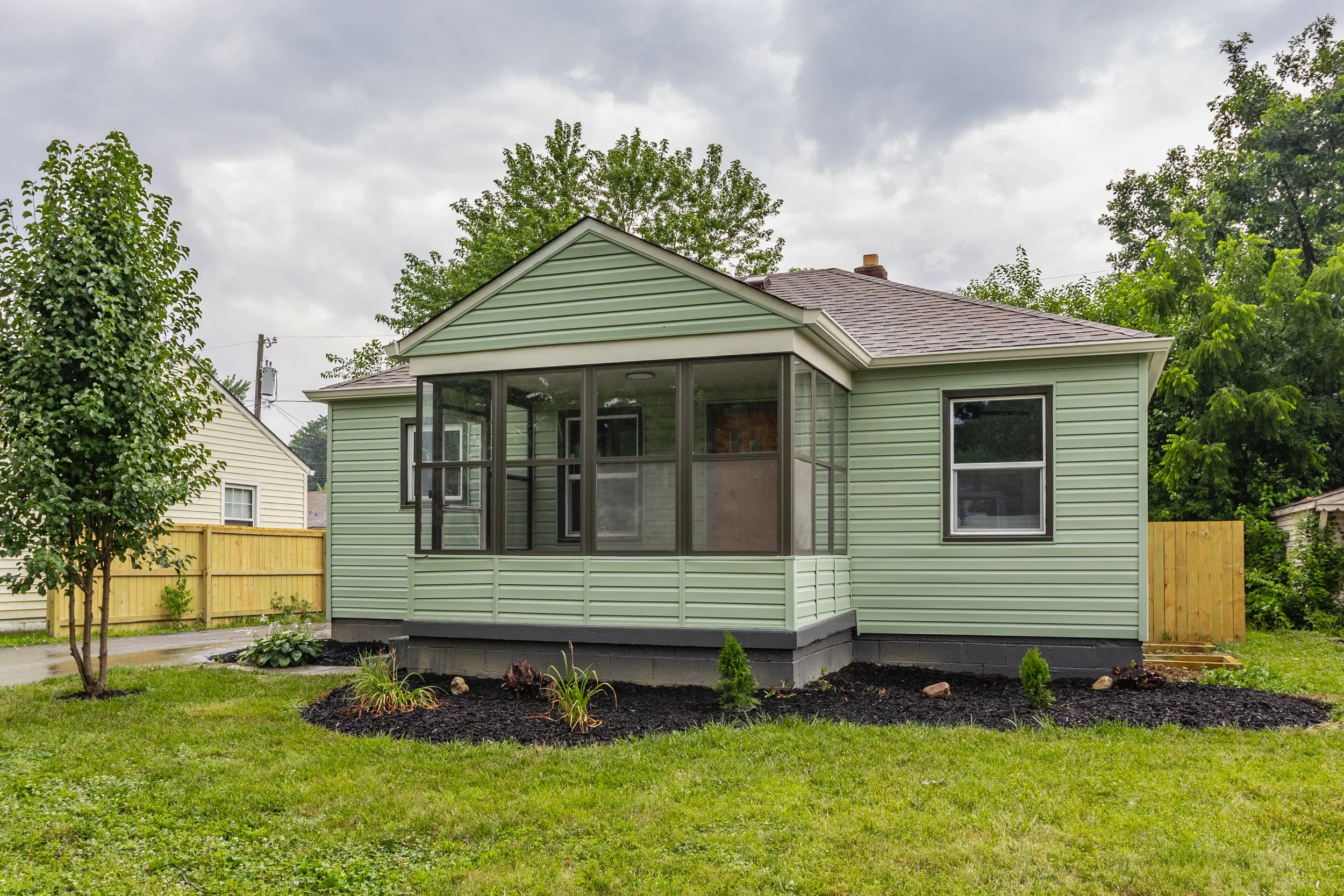 02-1710 N Irvington Ave.jpg