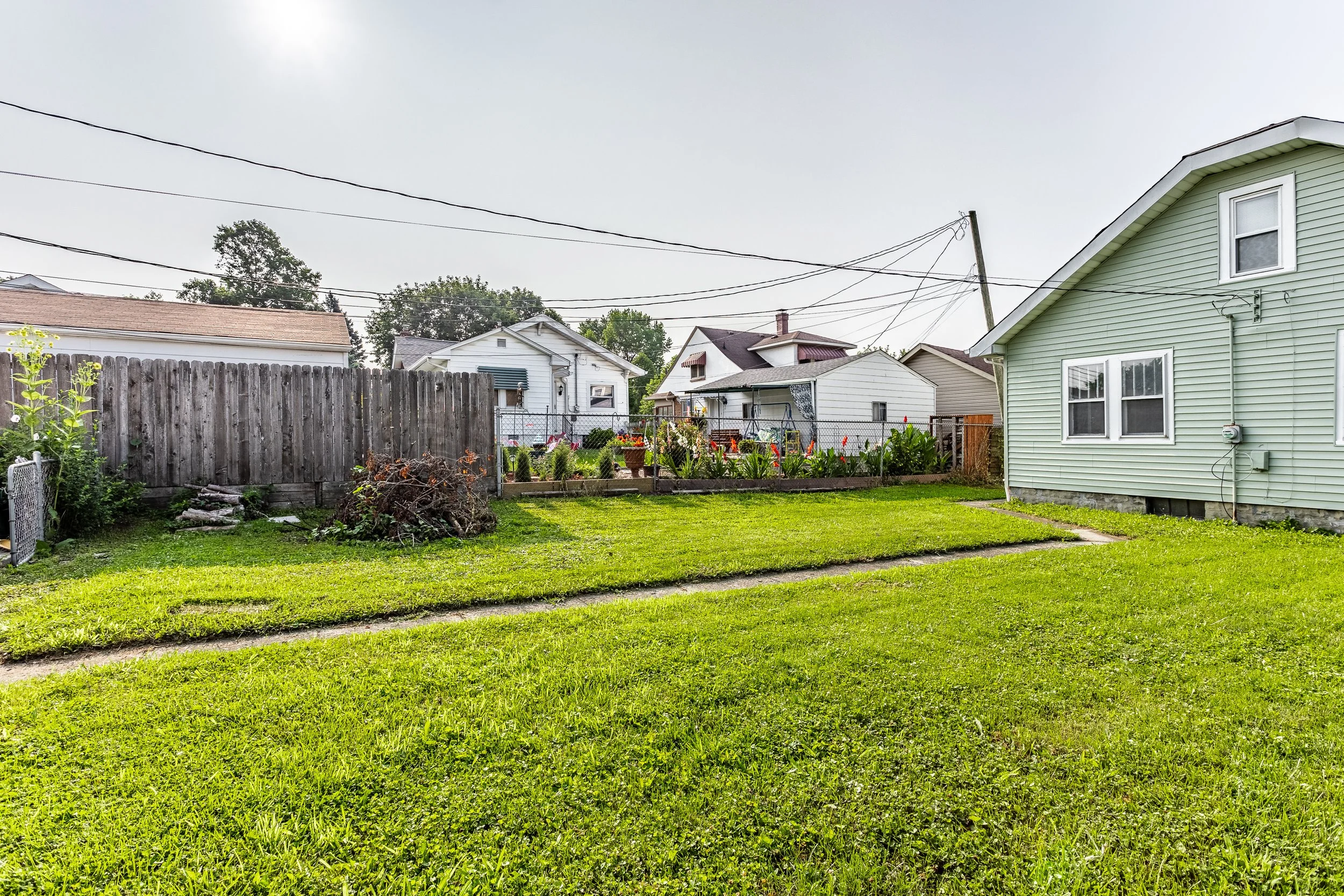 37 - 5020 E 11th St.jpg