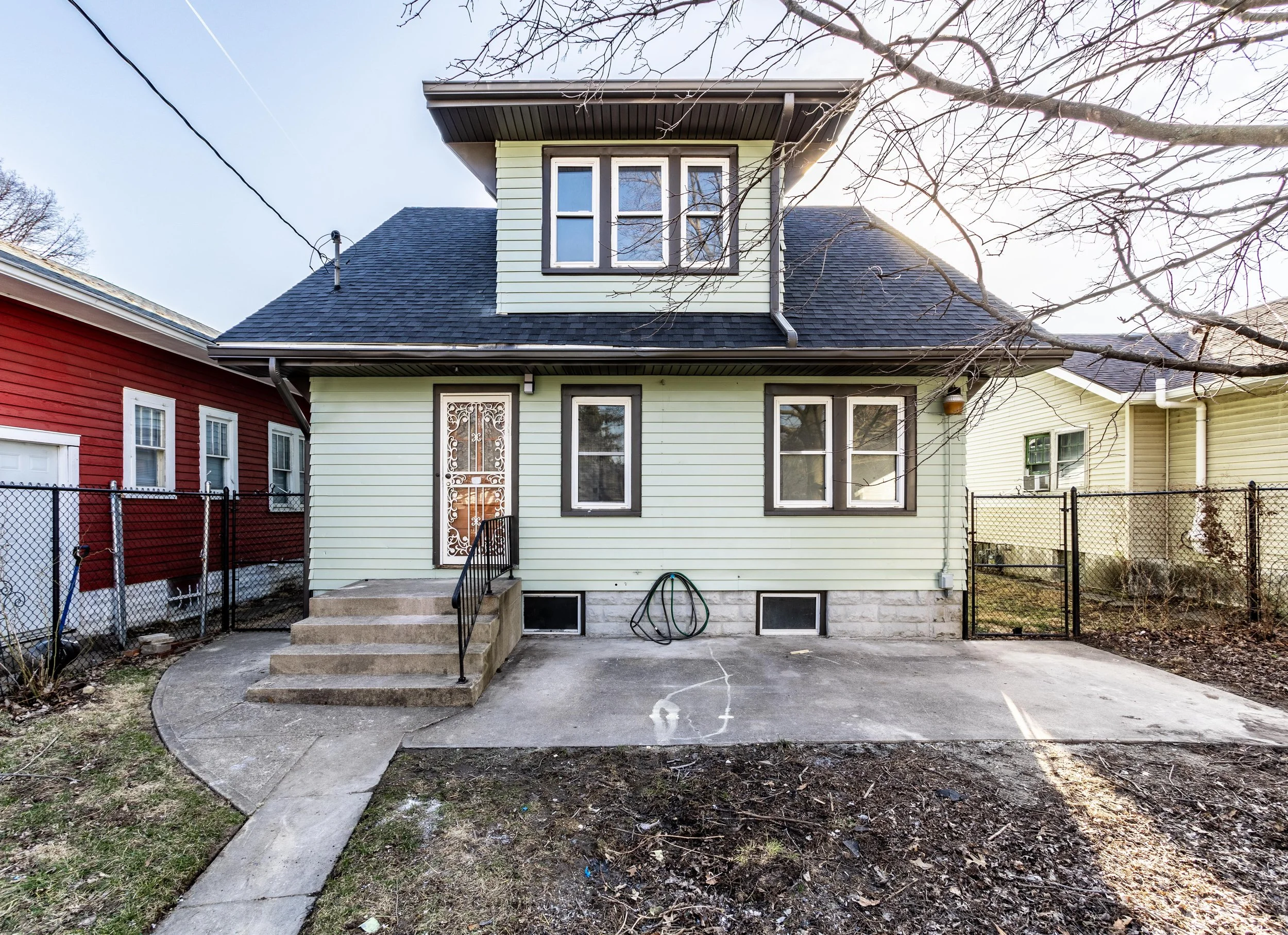 35 - 920 N Chester Ave.jpg