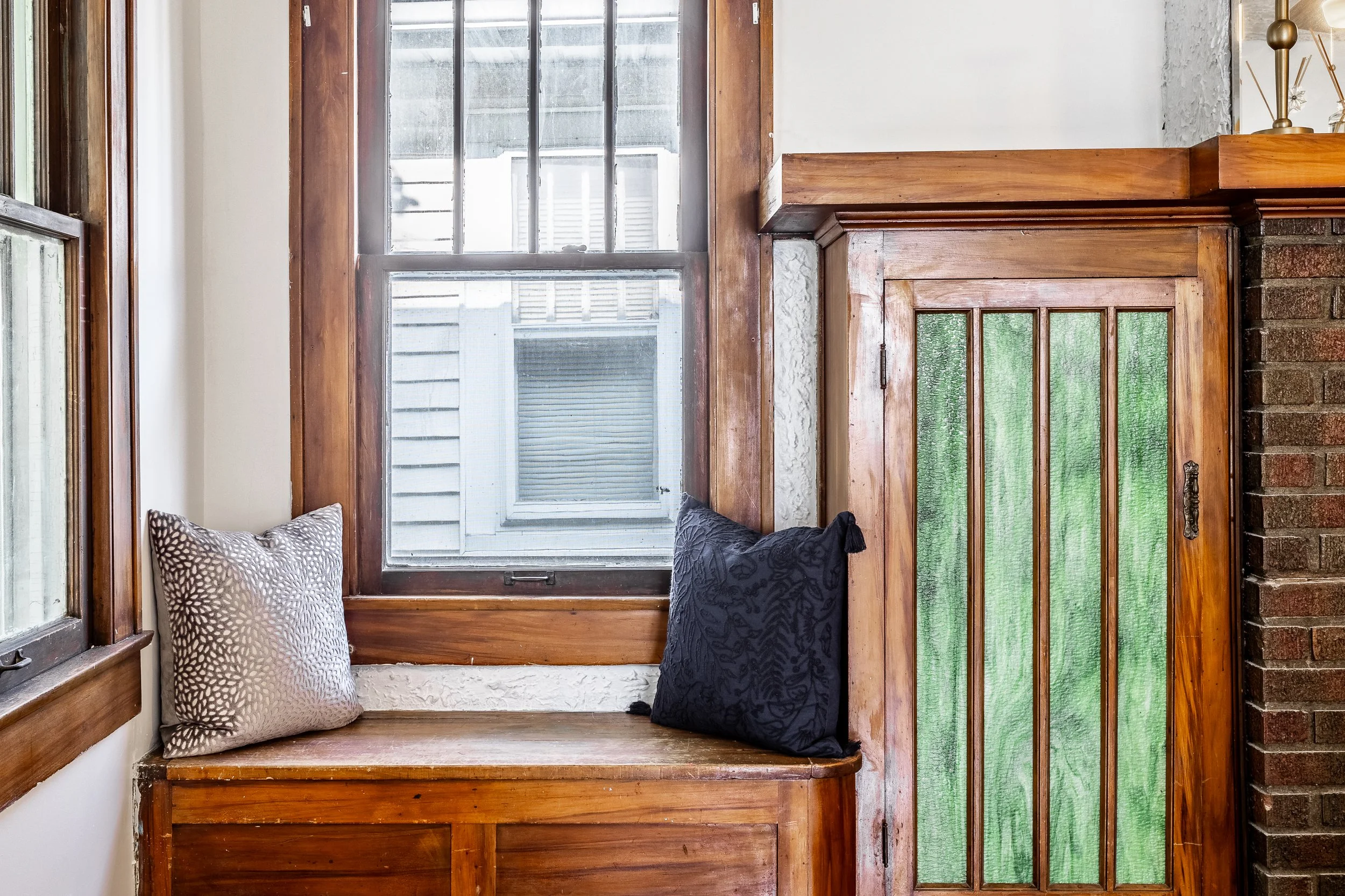 11 - 5020 E 11th St.jpg