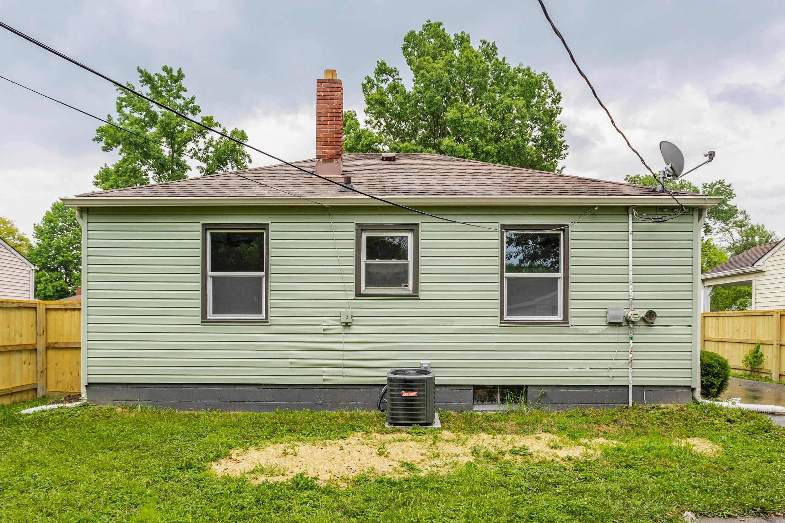 28-1710 N Irvington Ave.jpg