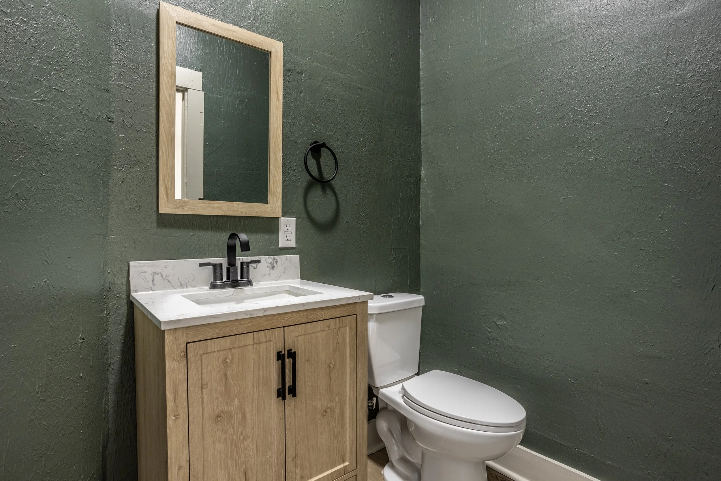 24-1906 N New Jersey St.jpg