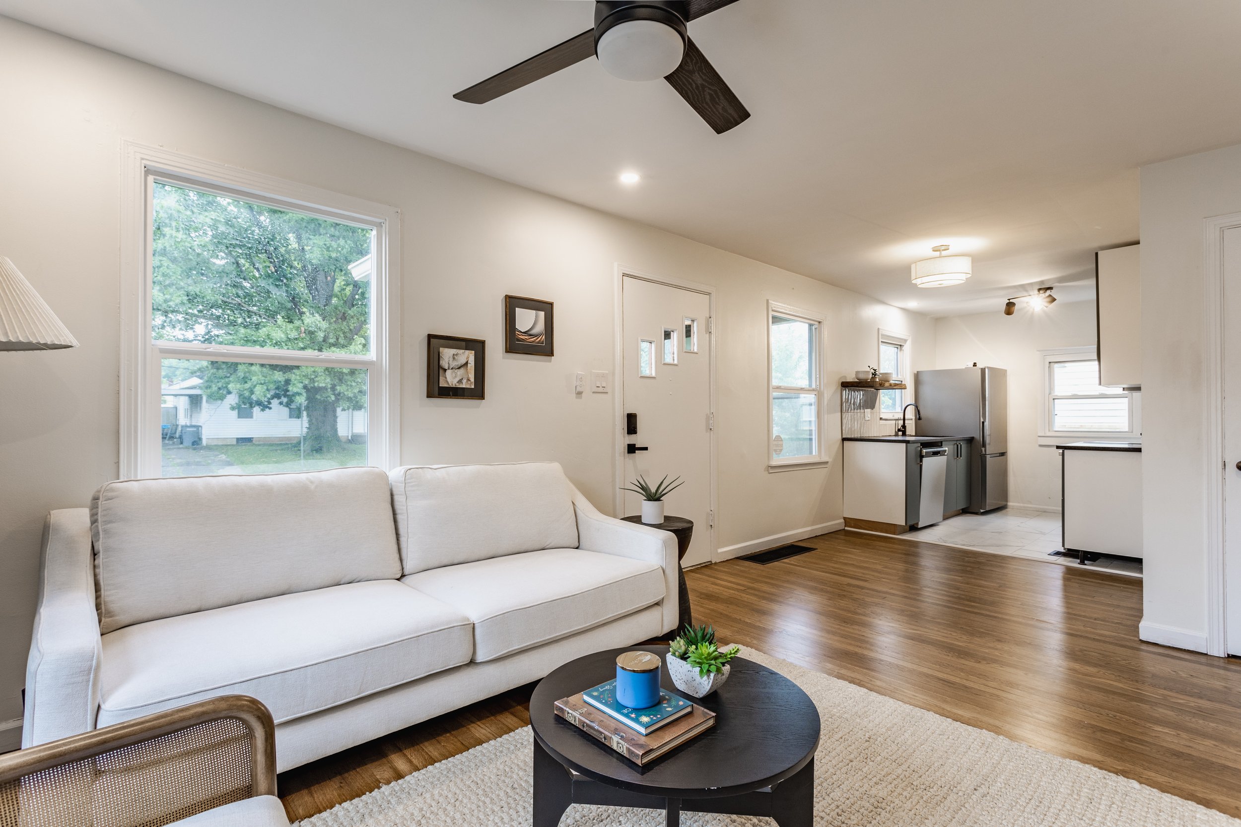 10-1710 N Irvington Ave.jpg