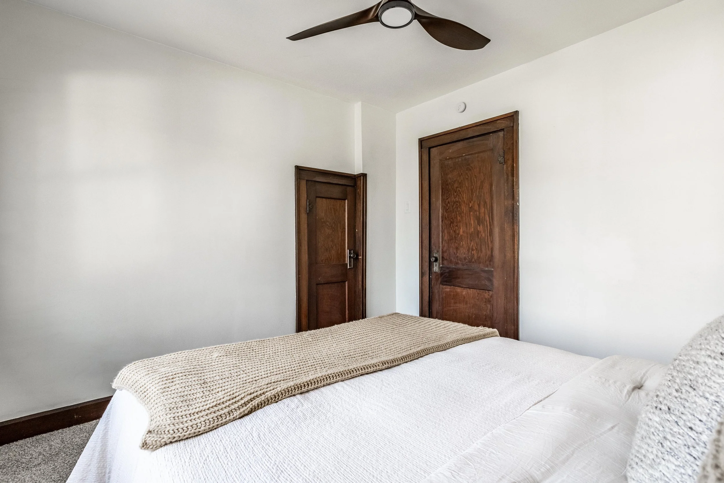 18 - 920 N Chester Ave.jpg