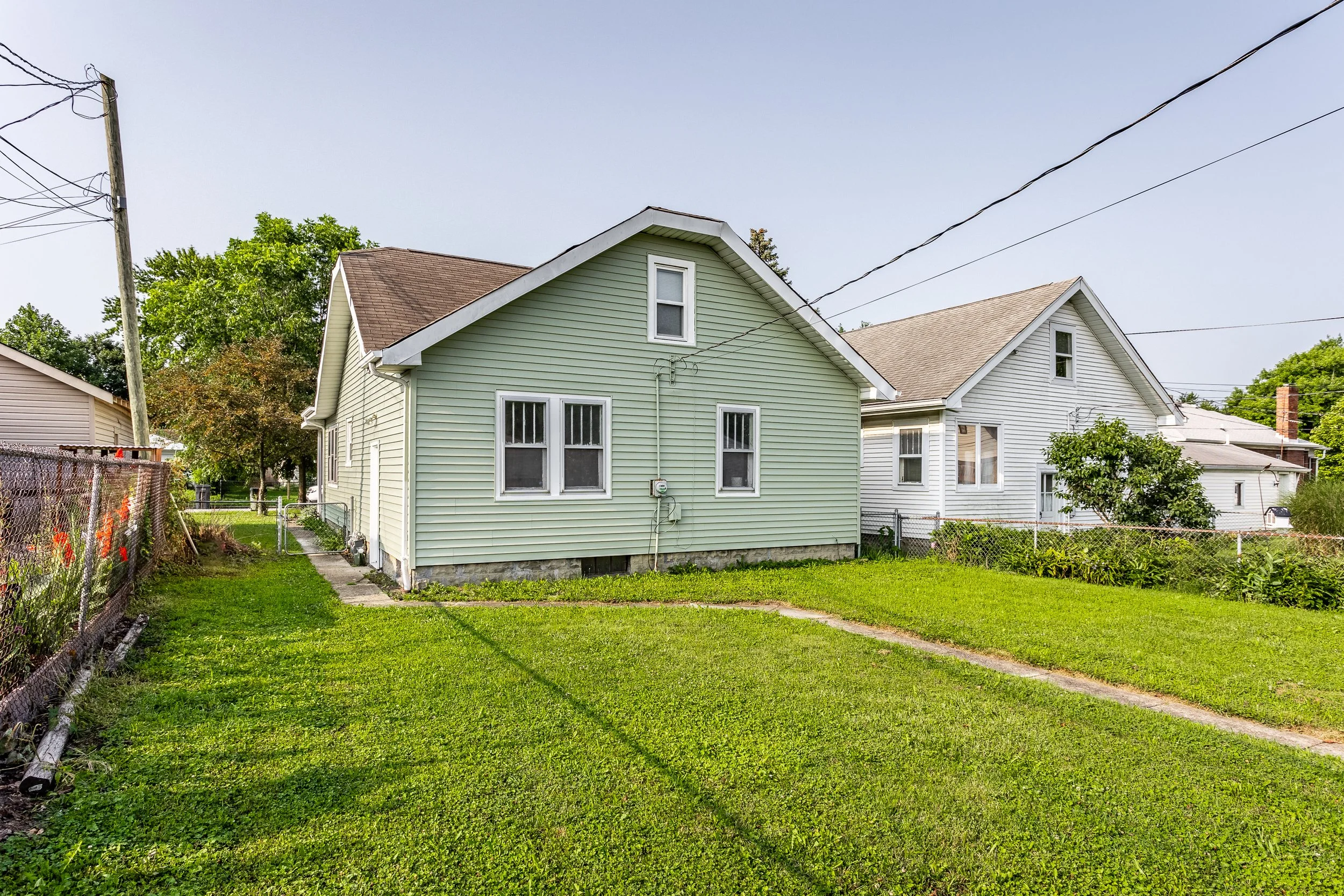 34 - 5020 E 11th St.jpg