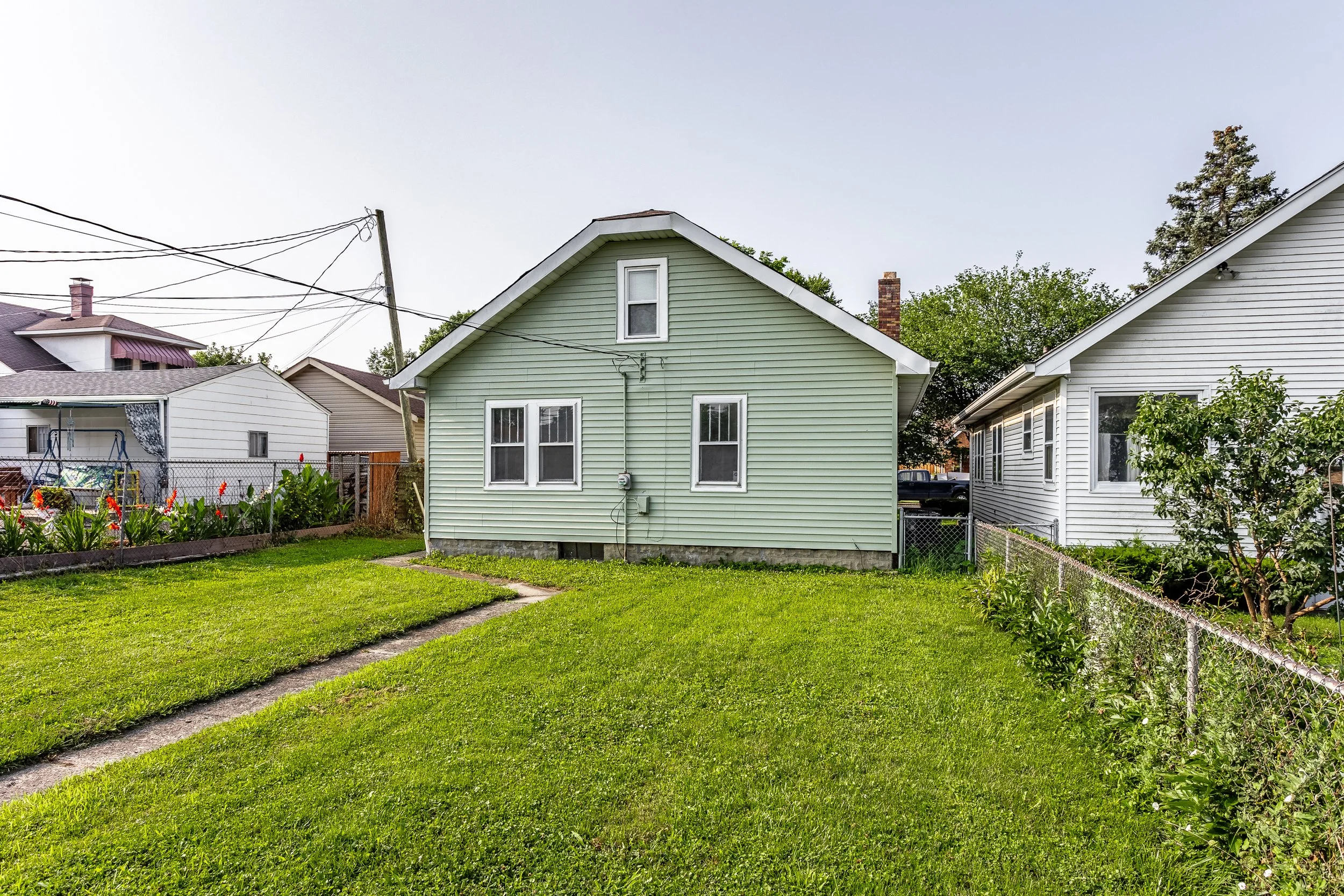 33 - 5020 E 11th St.jpg