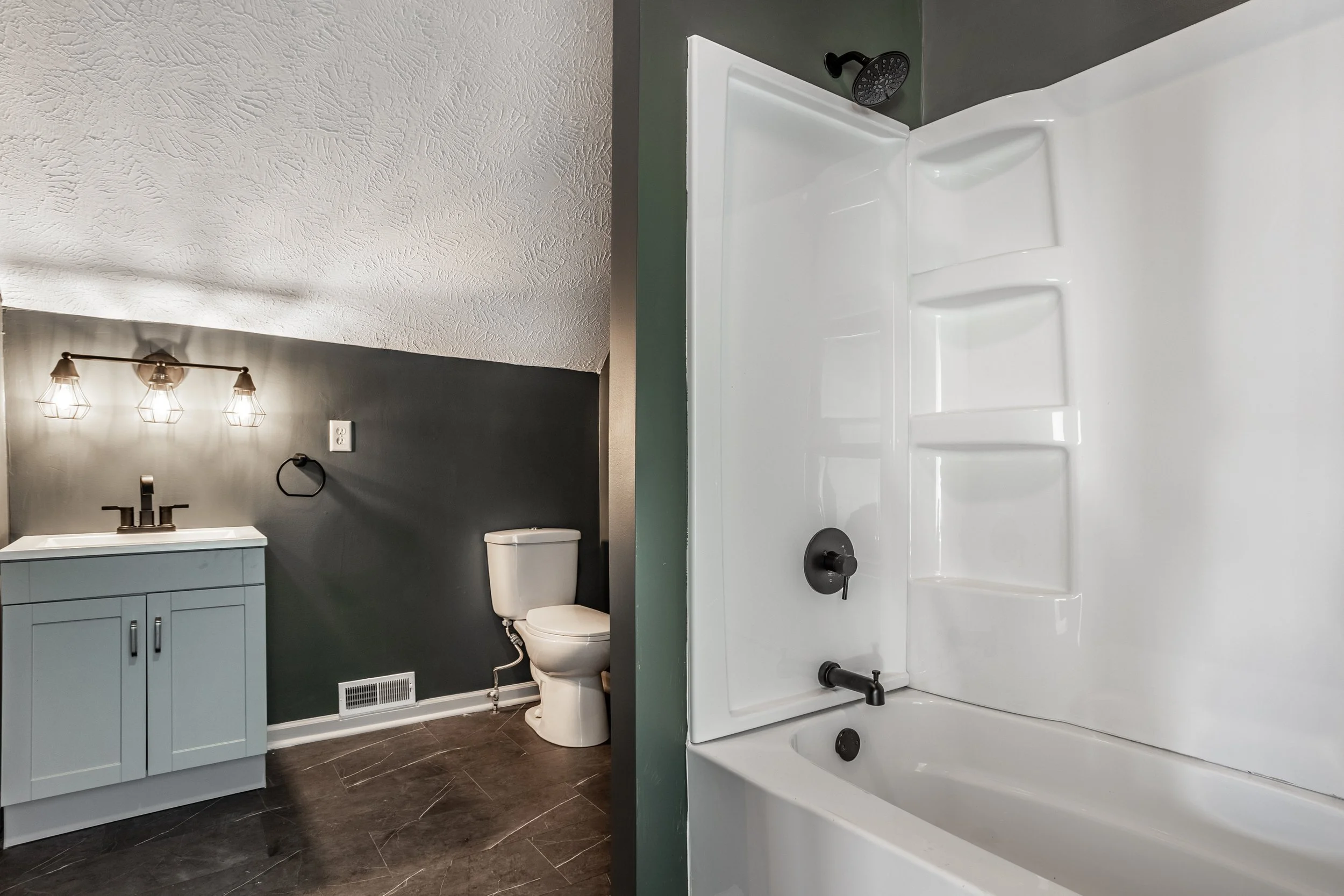 38-1906 N New Jersey St.jpg