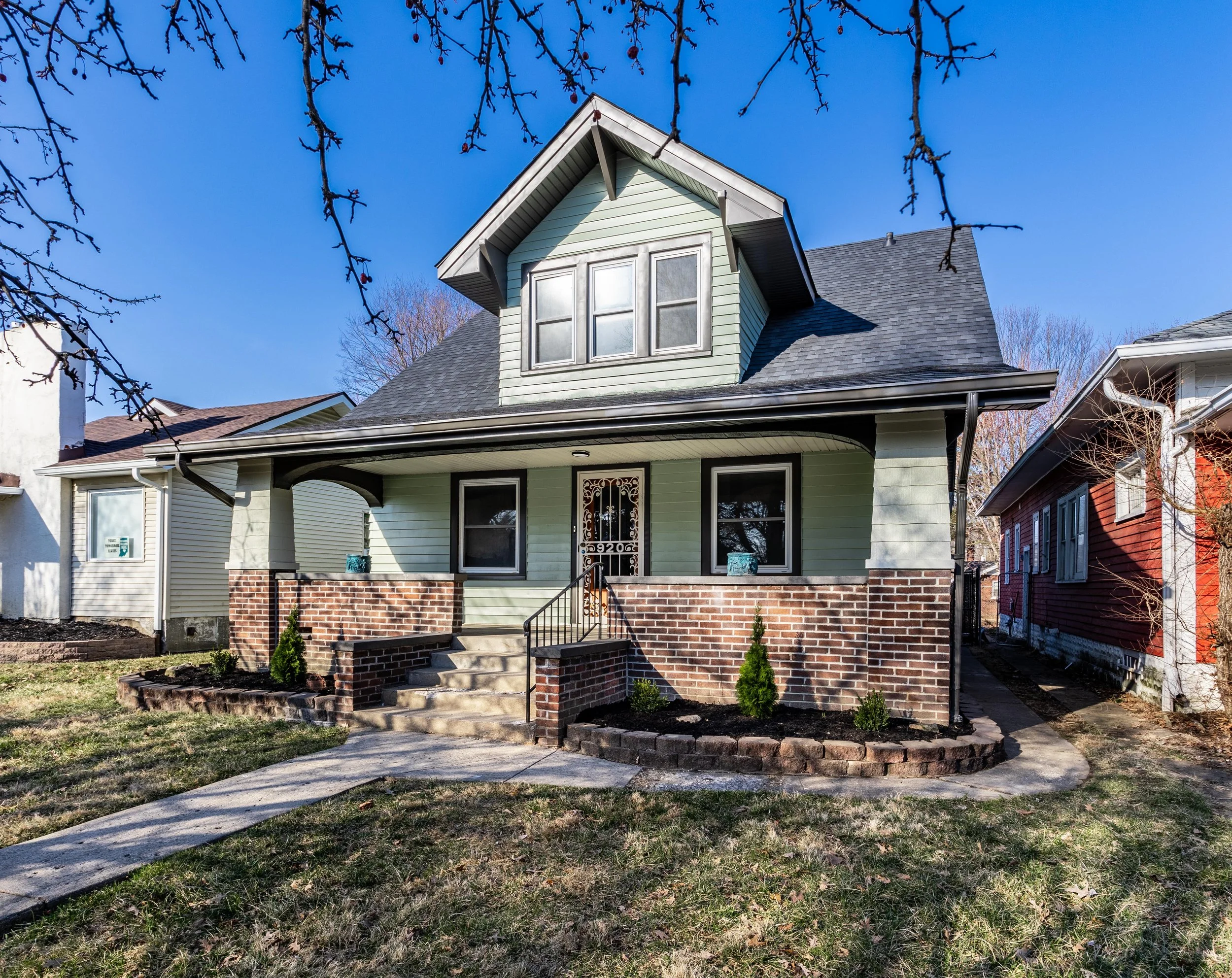 03 - 920 N Chester Ave.jpg