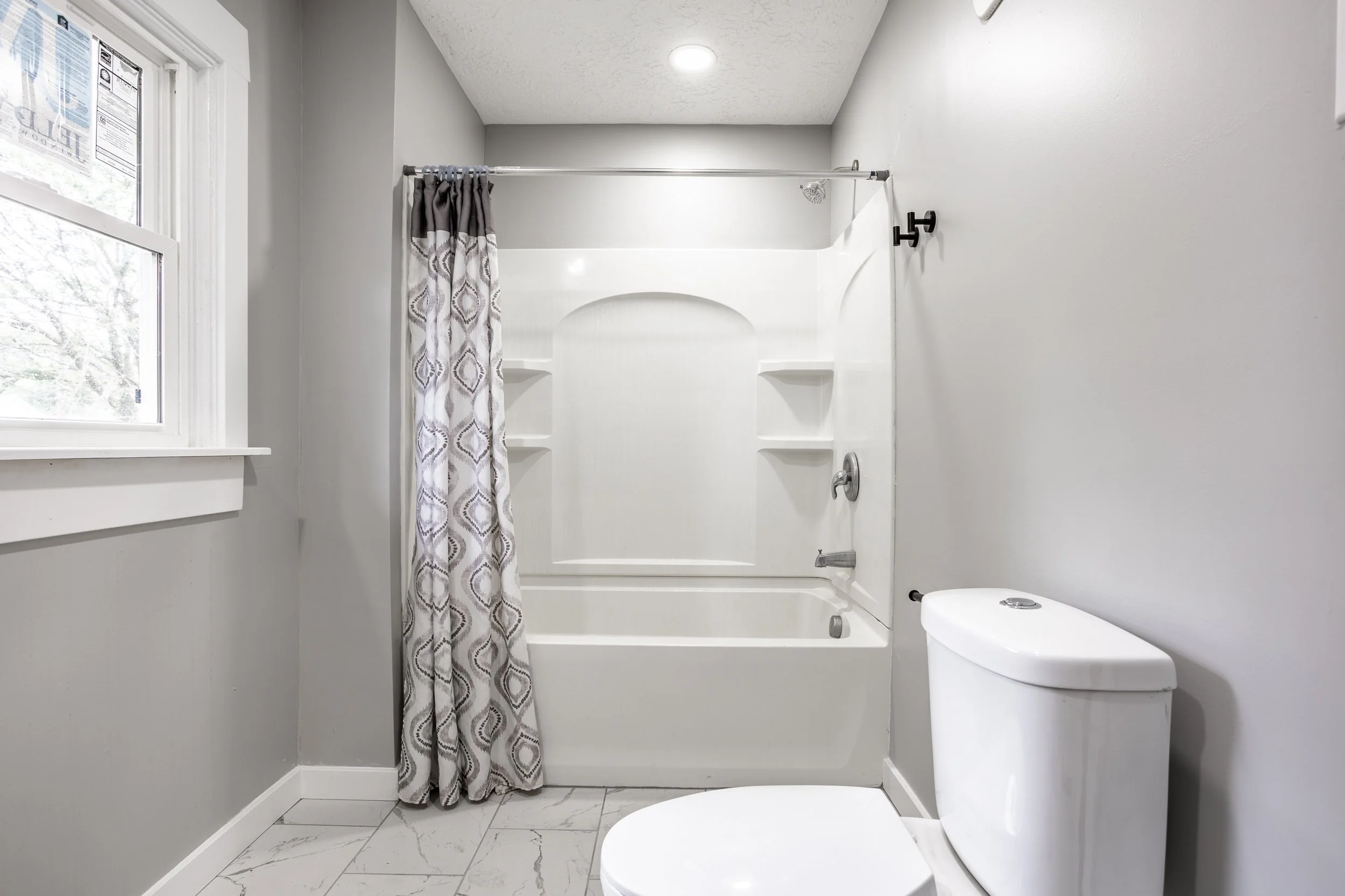 31-101 N Drexel Ave.jpg