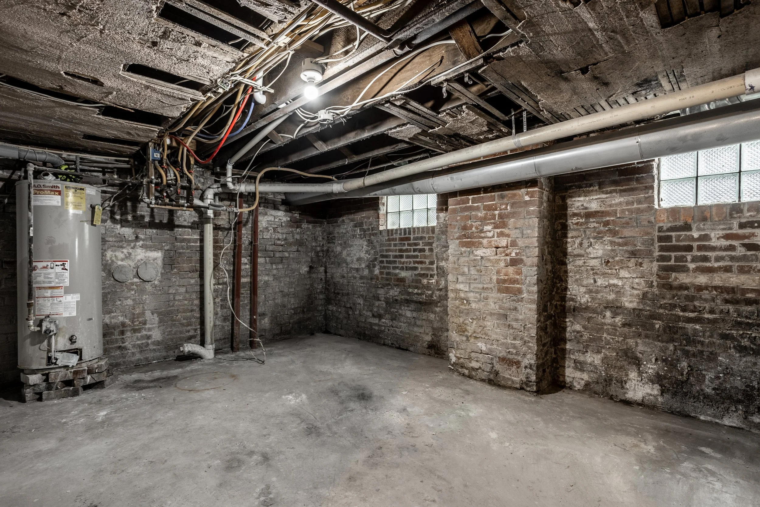 40-1906 N New Jersey St.jpg