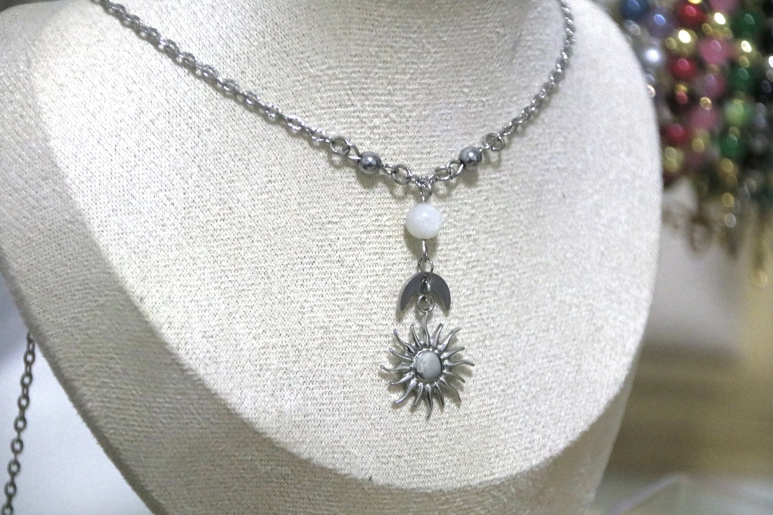 Collier pierre de lune et hématite argenté