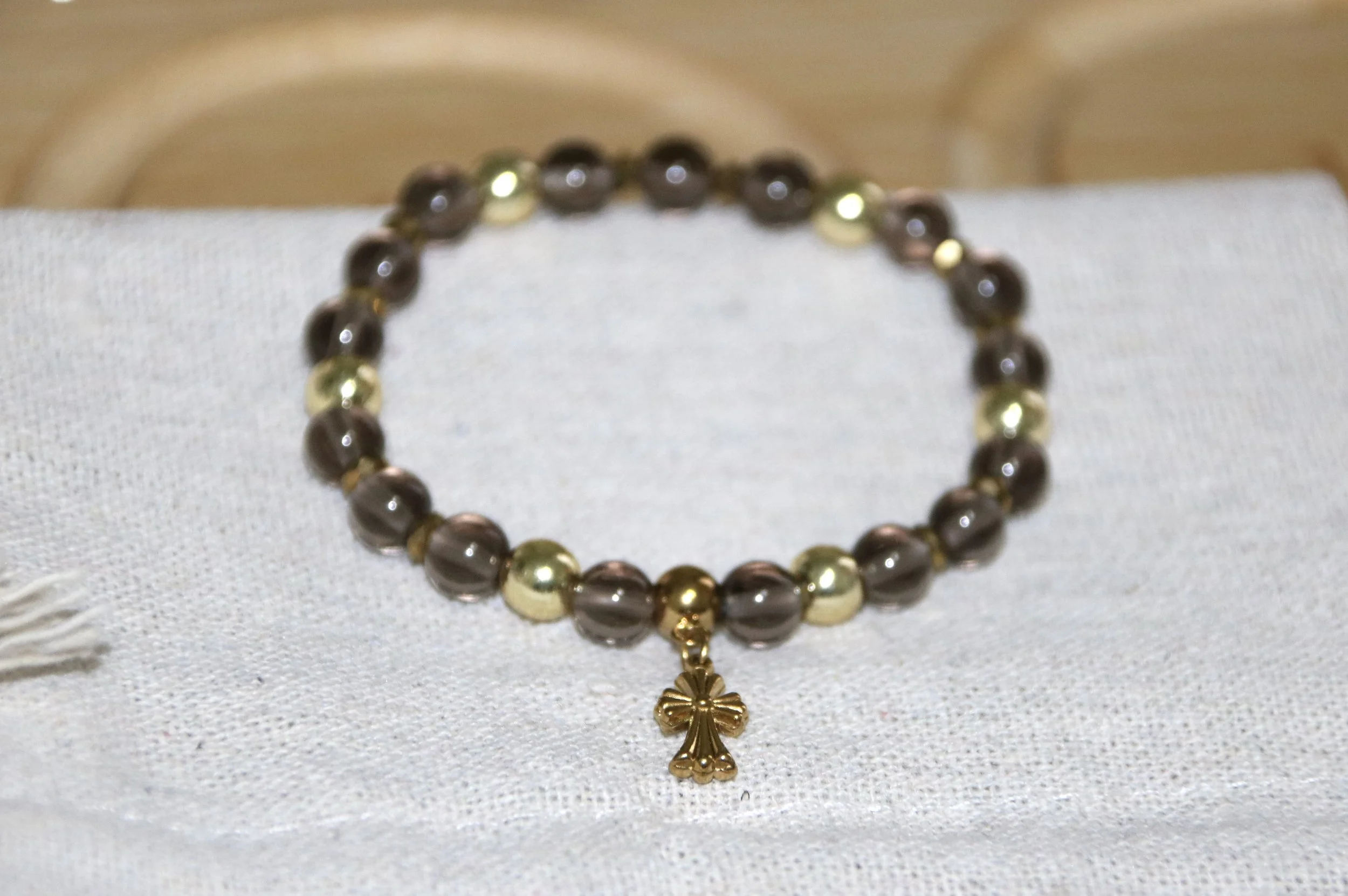 Cristal de roche fumé et hématite doré