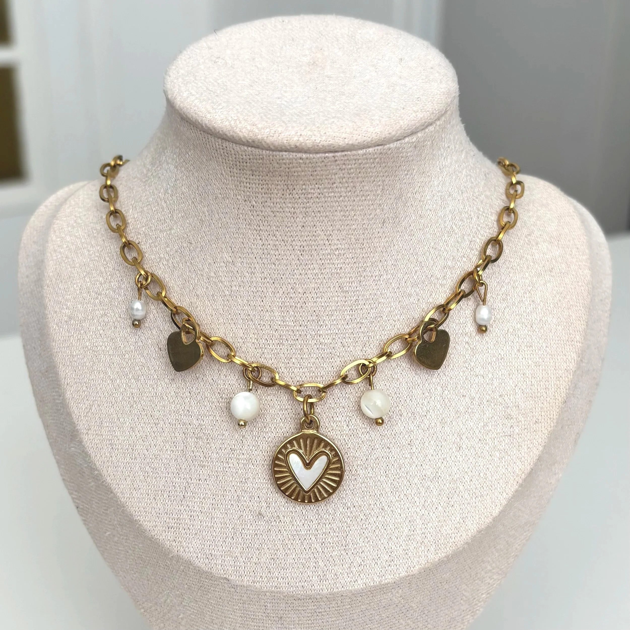 Collier coeur - Nacres et perles d'eau douce