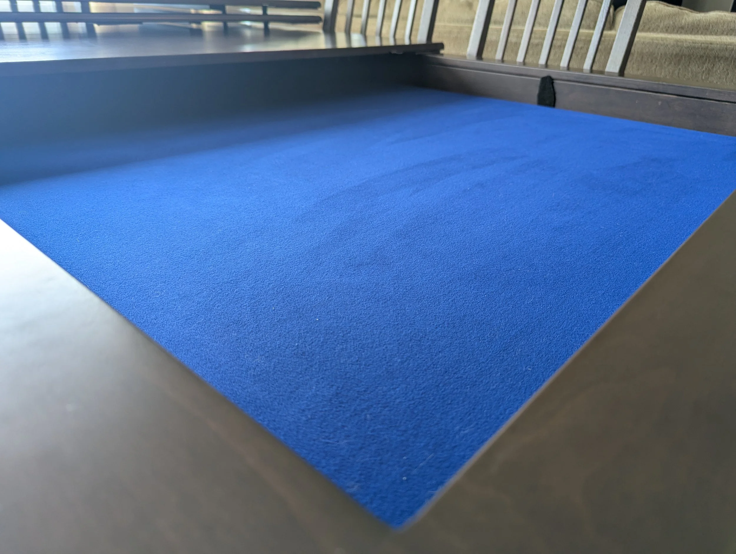 Close of view of the blue neoprene rolling mat