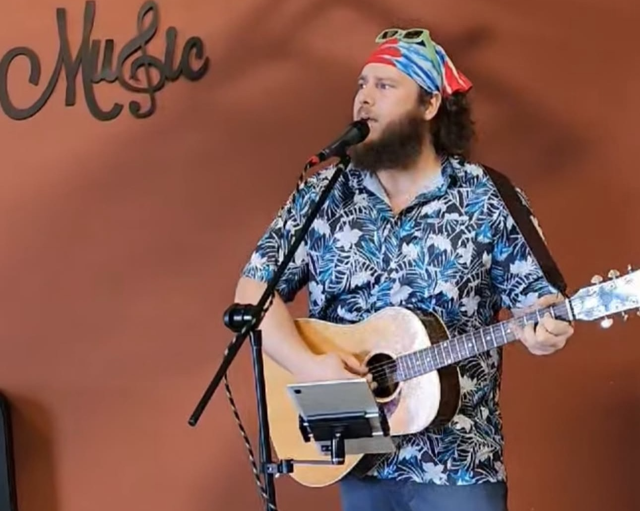 Cellar Sounds with Outlaw Hippie