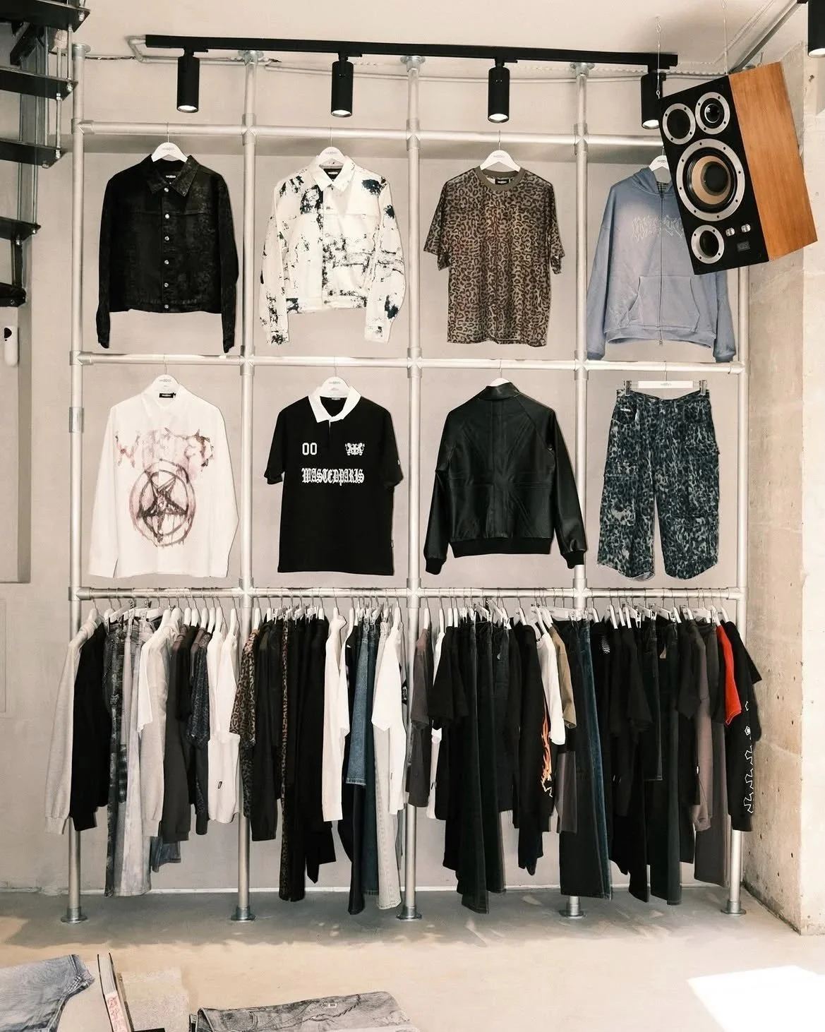 Summers+definitely+here.New+arrivals+in+store%2C+%2B300+items+waiting.Air+cooler+on.5+rue+de+turbig+%282%29.jpg