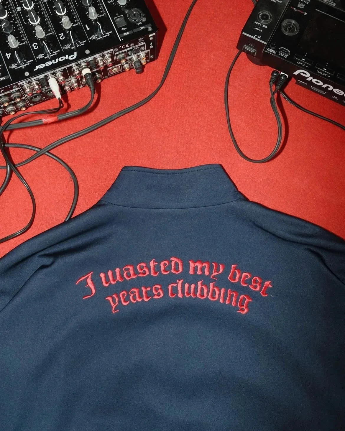 WASTED+X+HALFPIPE++RECORDSCelebrating+3+years+of+partnership+with+a+proper+crew+jacket.Available+%282%29.jpg