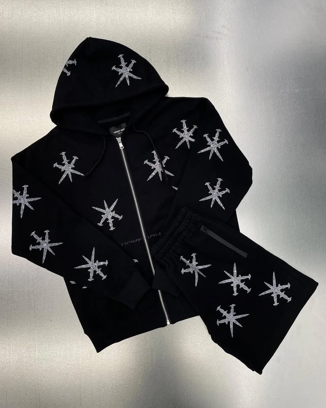 Nouveau drop + small restock @unknownuk . Don’t sleep.jpg