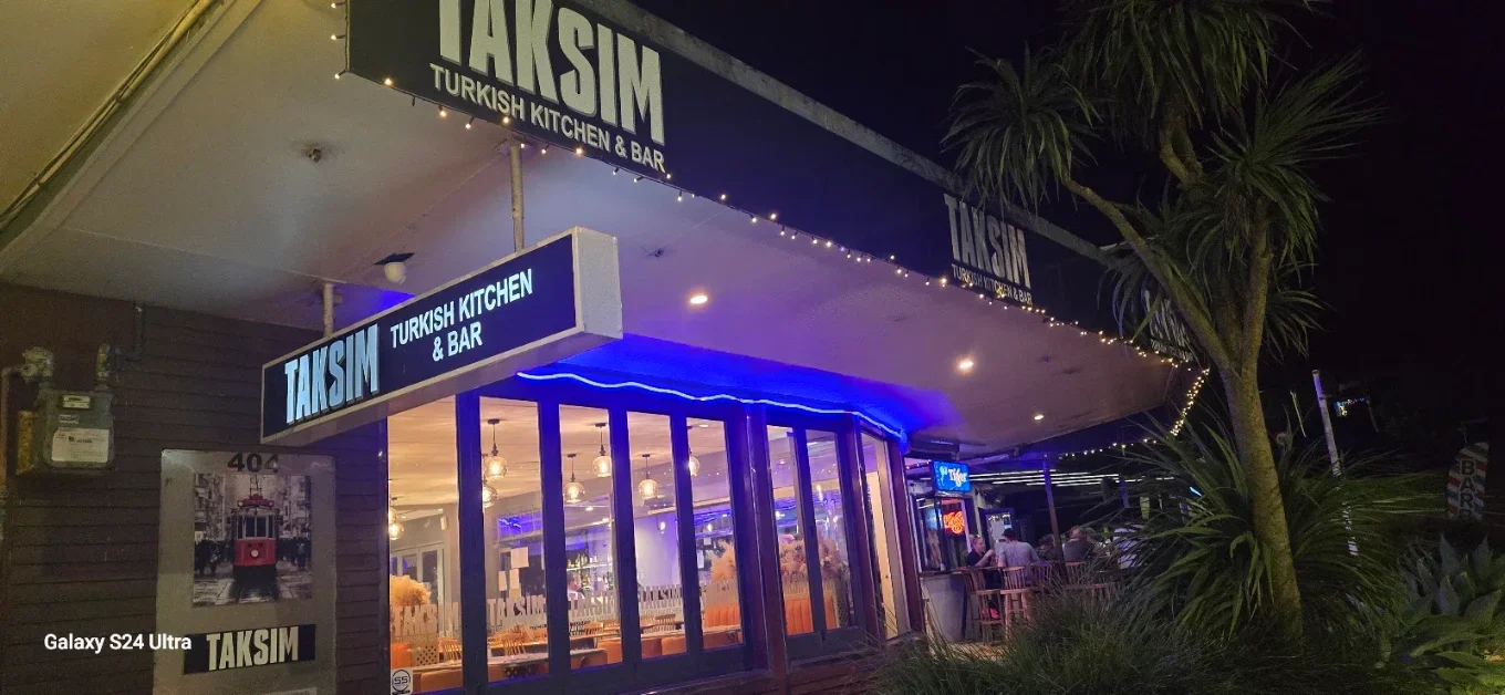 Taksim Restaurant &amp; Bar