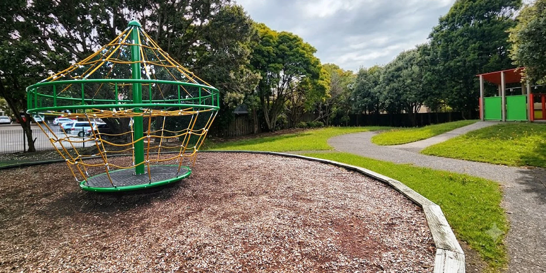 mairangi-bay-rope-spinner.jpg