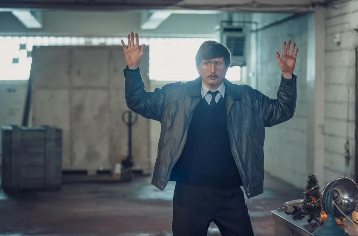 Sidney has his hands up as he's been caught in a bind.