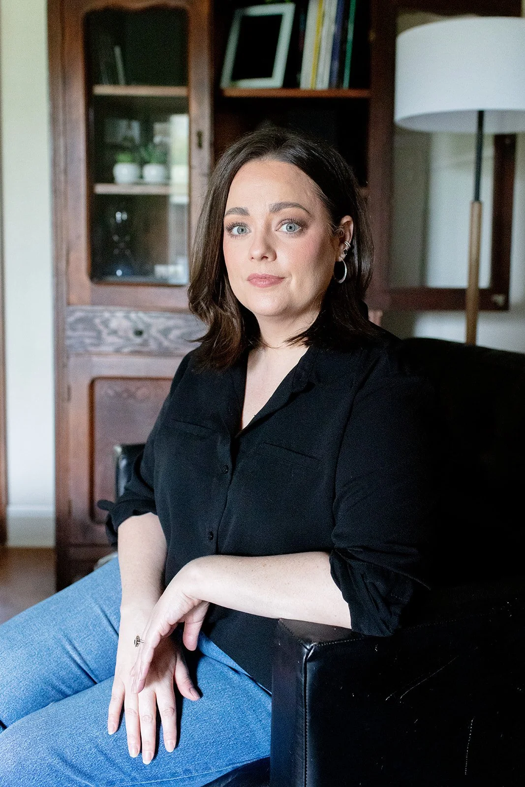 Portrait of Sheryl Ford, LMFT and LPC, for EMDR and Couples therapy consultations
