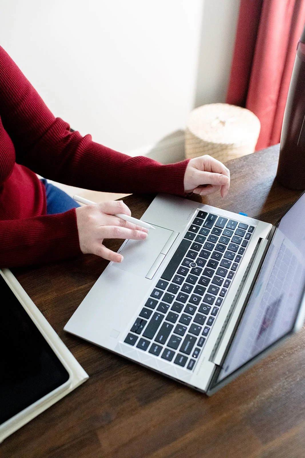 Laptop and tablet used to prepare customized EMDR therapy intensives
