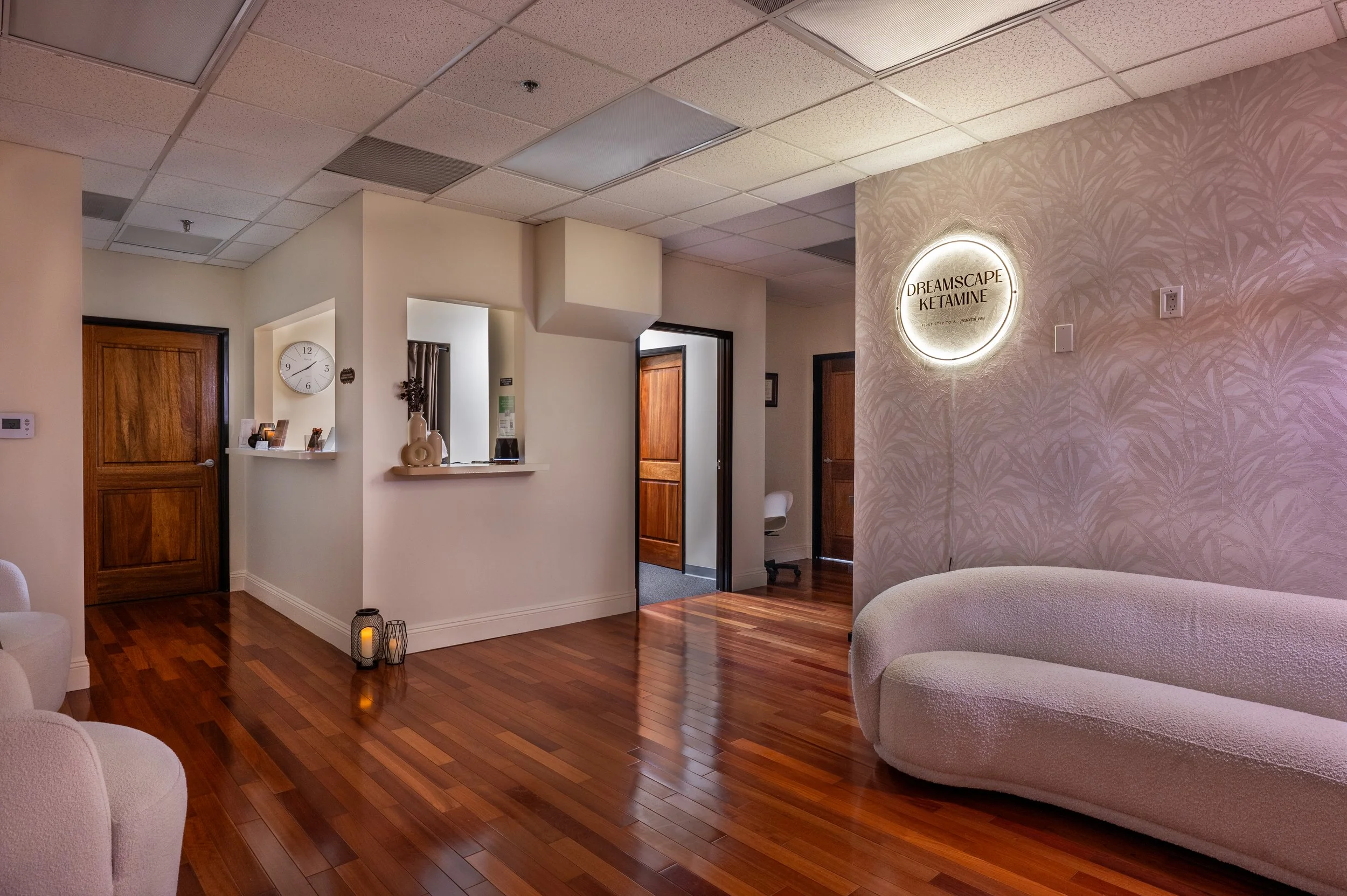 Lobby 2.jpg