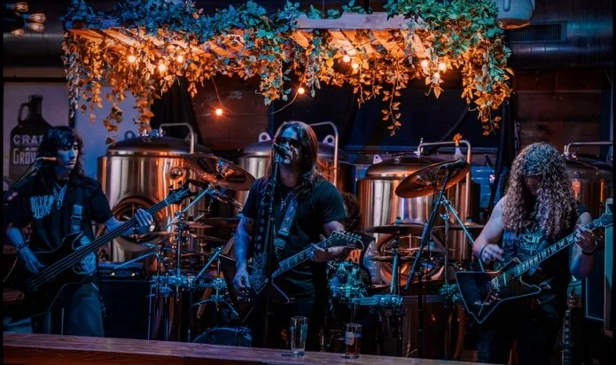Killing in Dallas🩸

Thanks to all the OG supporters for coming out and reppin the Acre. Originals have been flowing after these first two shows! 

Come out to @growl_records_tx the 24th for more MAYHEM😈 

📸: @_jujuvshoots 

HHAxFTW