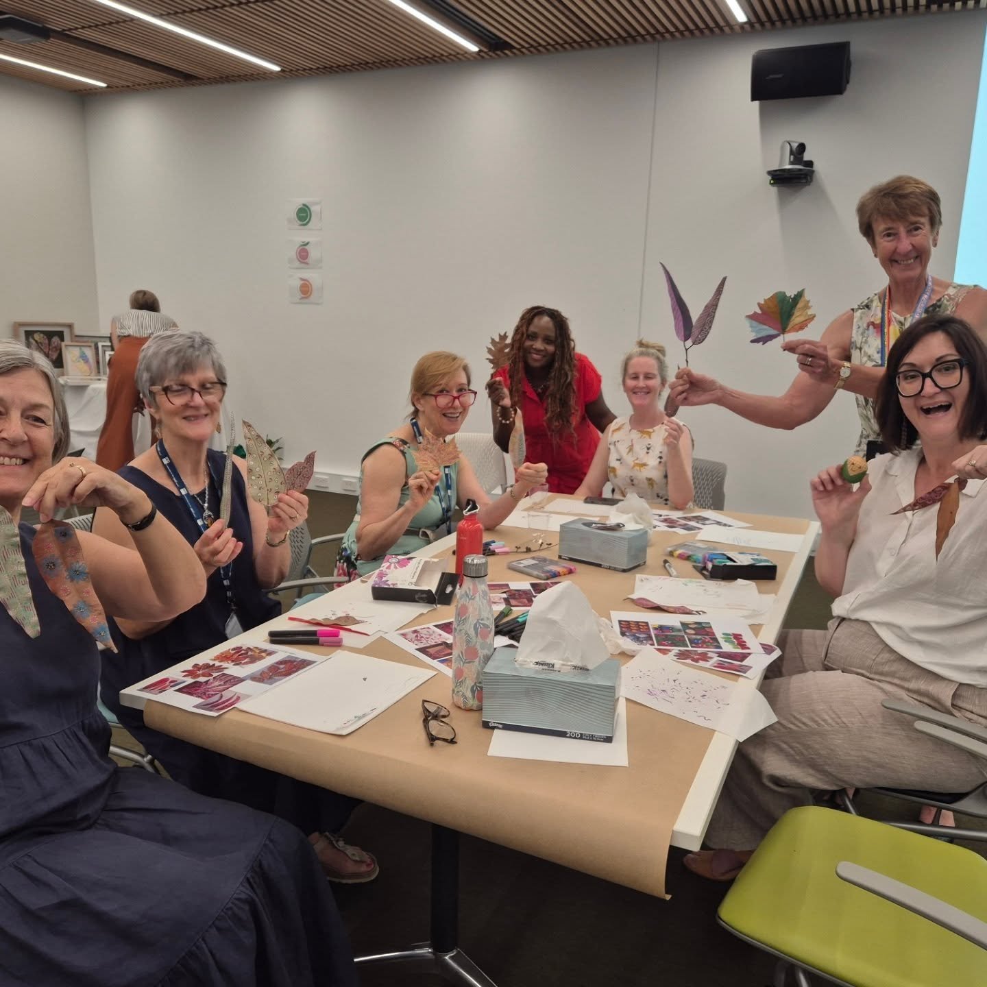 A wonderful afternoon of creativity, mindfulness and connection at my QUT leaf painting workshop!  Some absolutely stunning designs and colour combinations that prove we all have creative talent when we make time and space to immerse ourselves in som