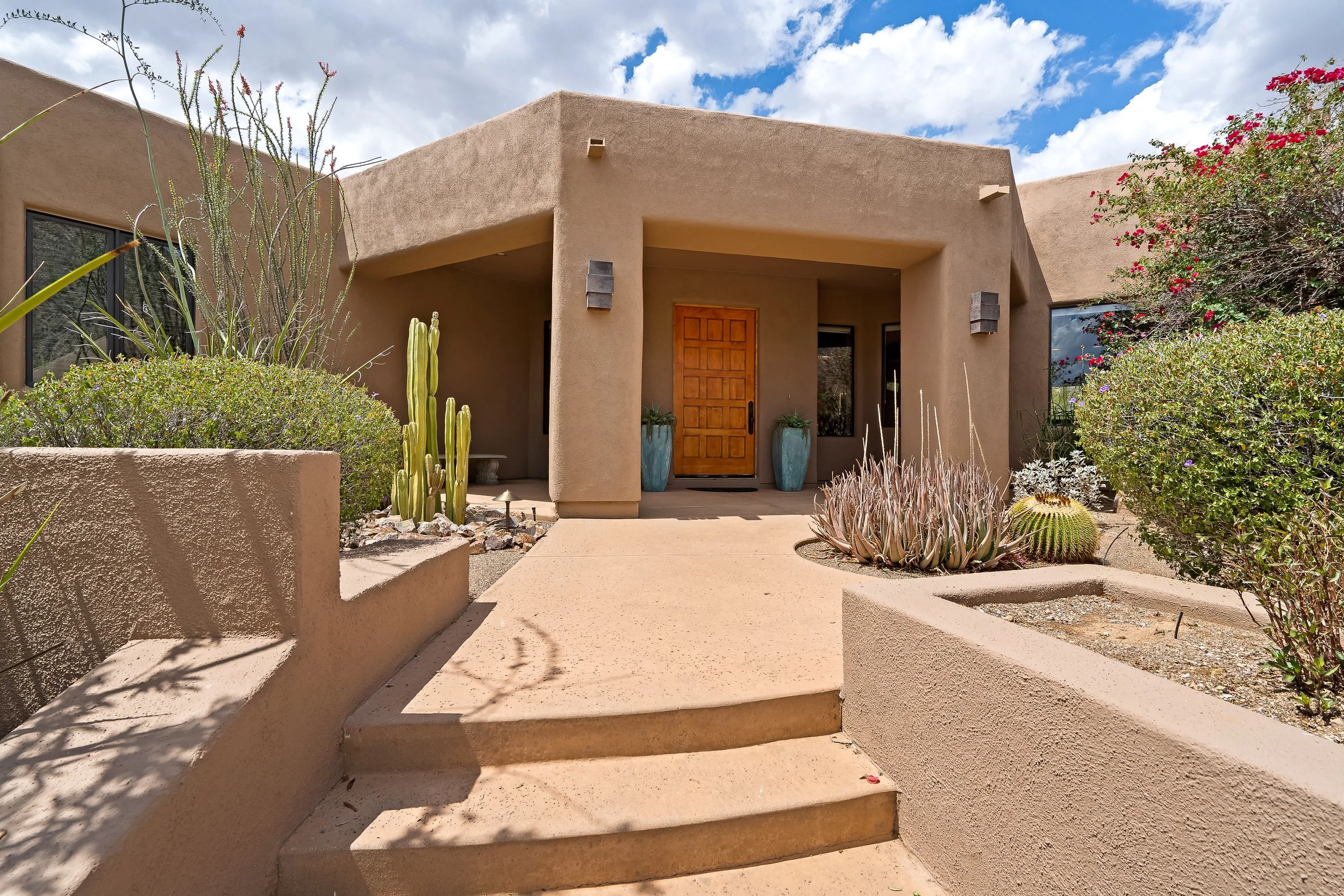 1 Front Yard-4.jpg