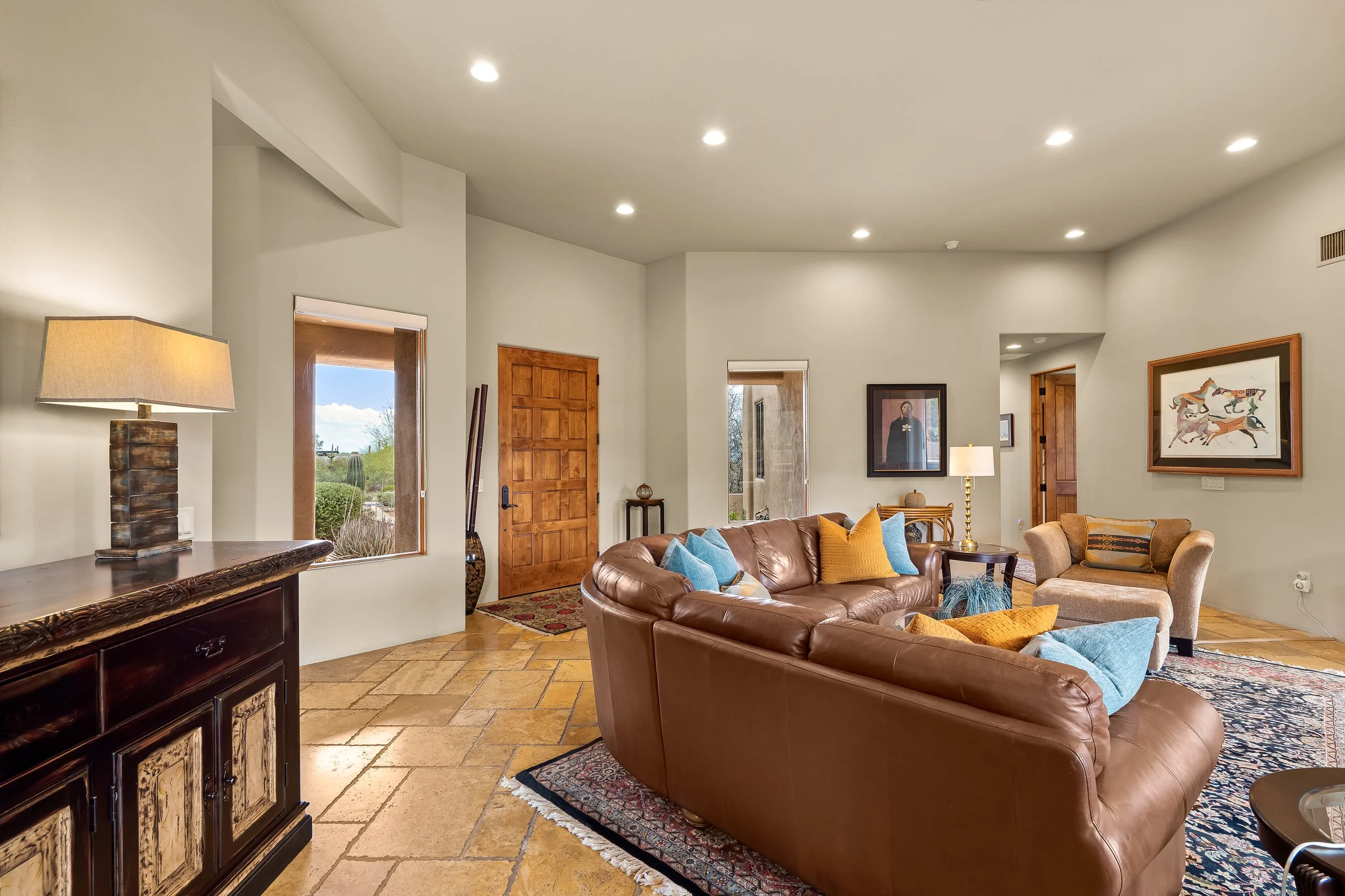 2 Interiors-7.jpg