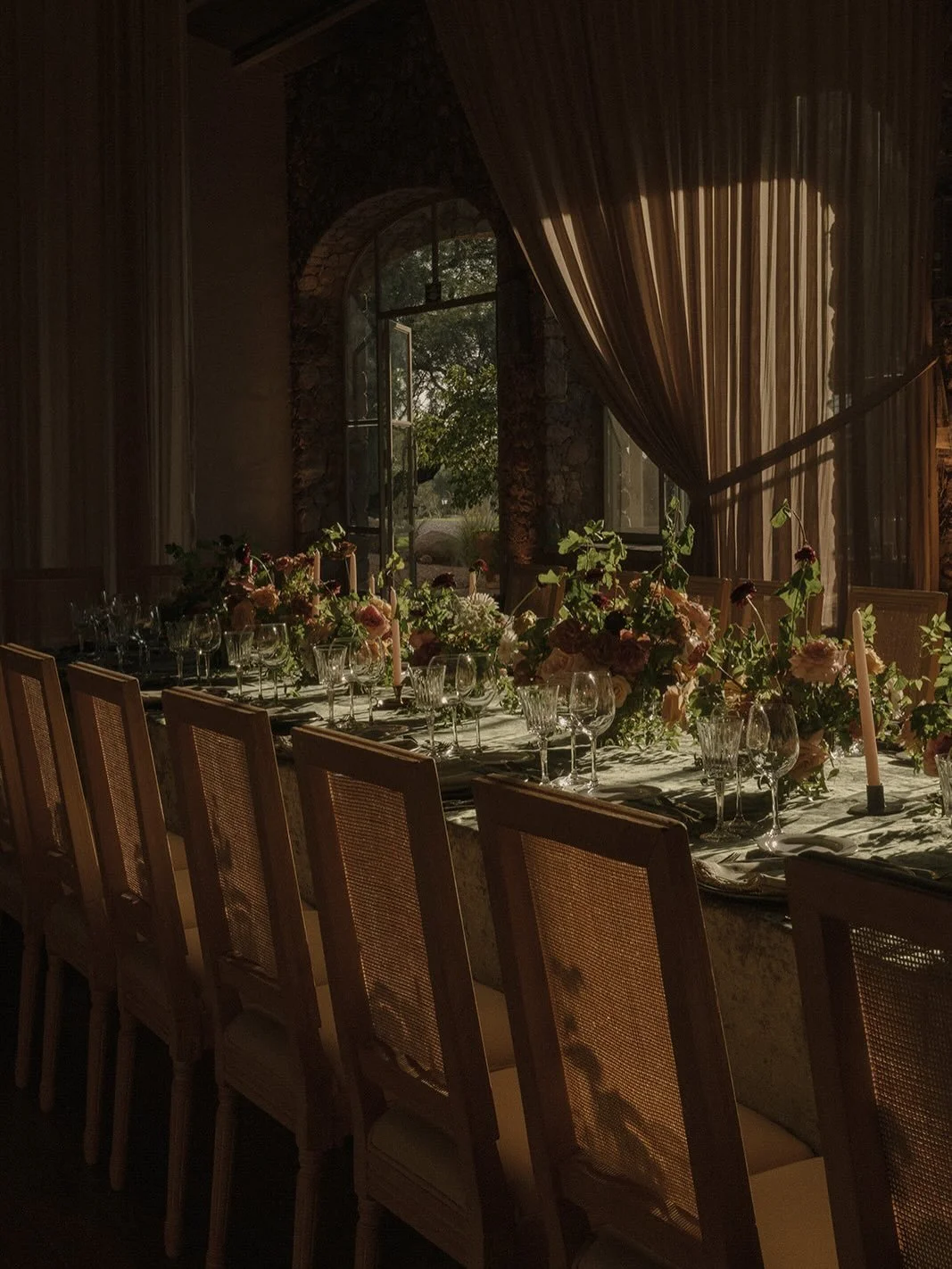 We plan weddings the way we believe they&rsquo;re meant to be experienced: closely, thoughtfully, and with a sense of calm that carries from the first conversation to the last candle glowing at your reception. 

🤍

Photography @yessicacruzw 
Plannin