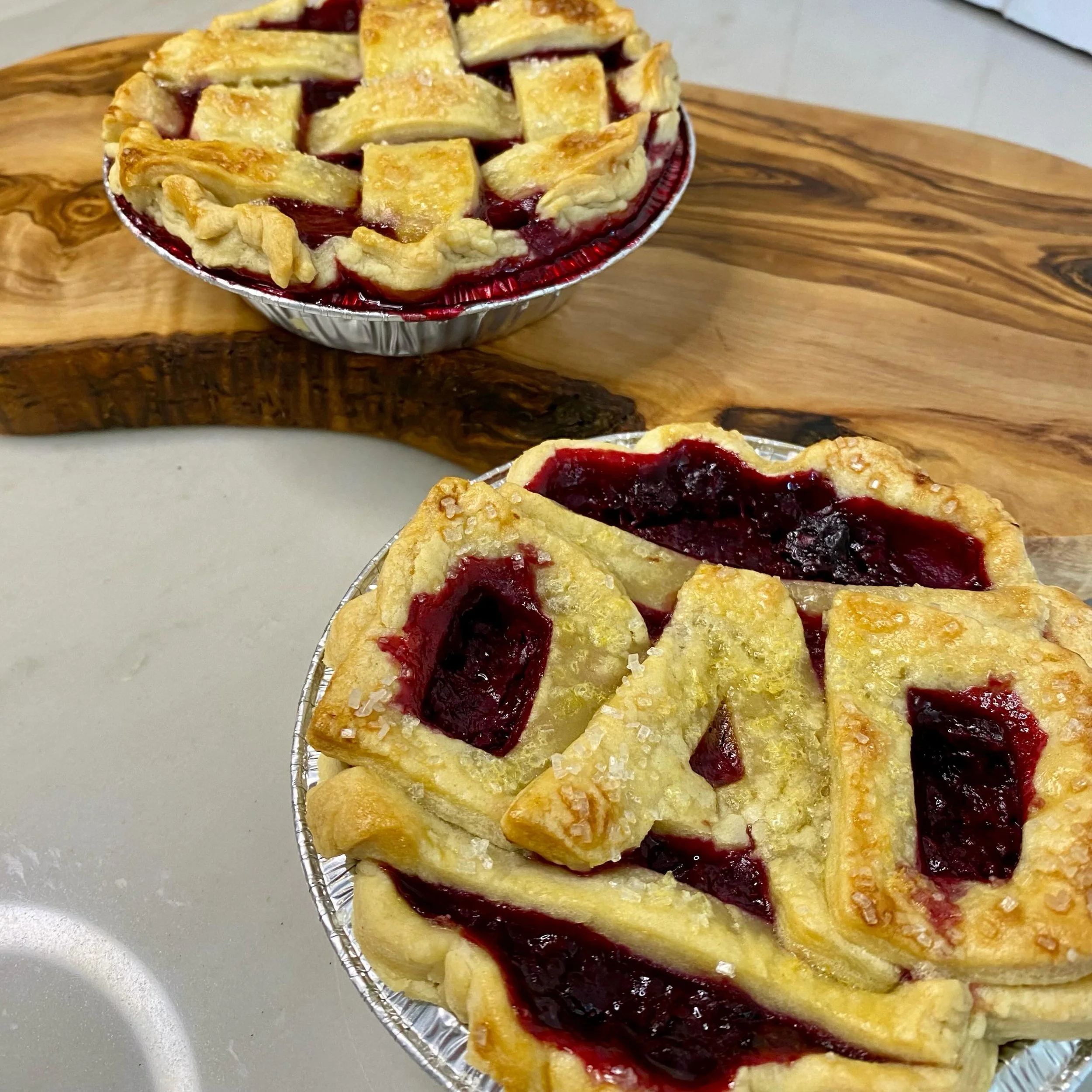 Father&rsquo;s Day Dessert Drop and Giveaway!

Father&rsquo;s Day is just around the corner! Treat Dad (or other father figure) to something sweet, with a handcrafted dessert made for celebrating. Two options. Message or email to place your order by 