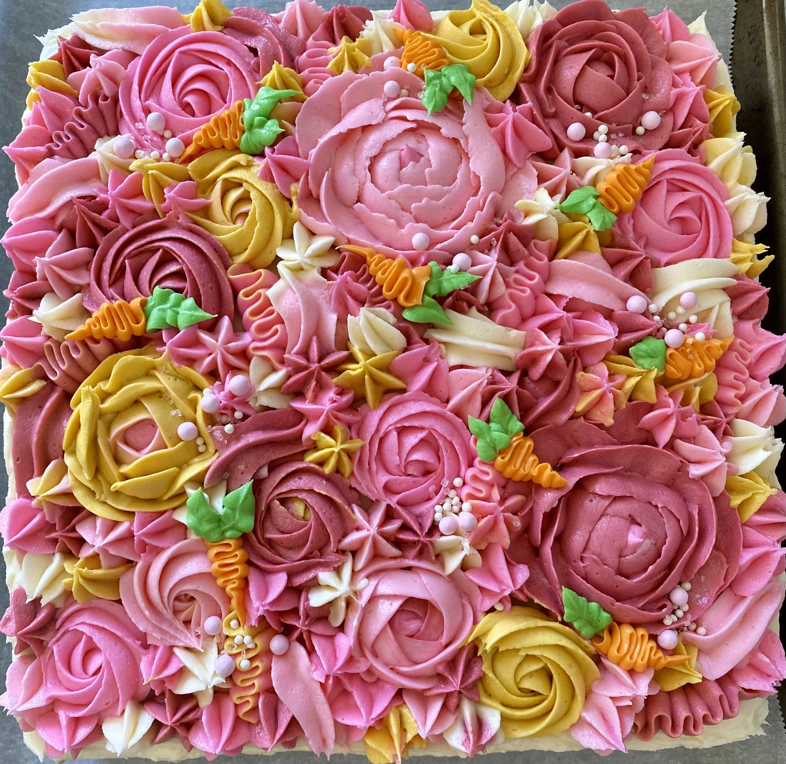 10" Square, Single-Layer Cake Topped with Beautifully Piped Frosting | Serves 25