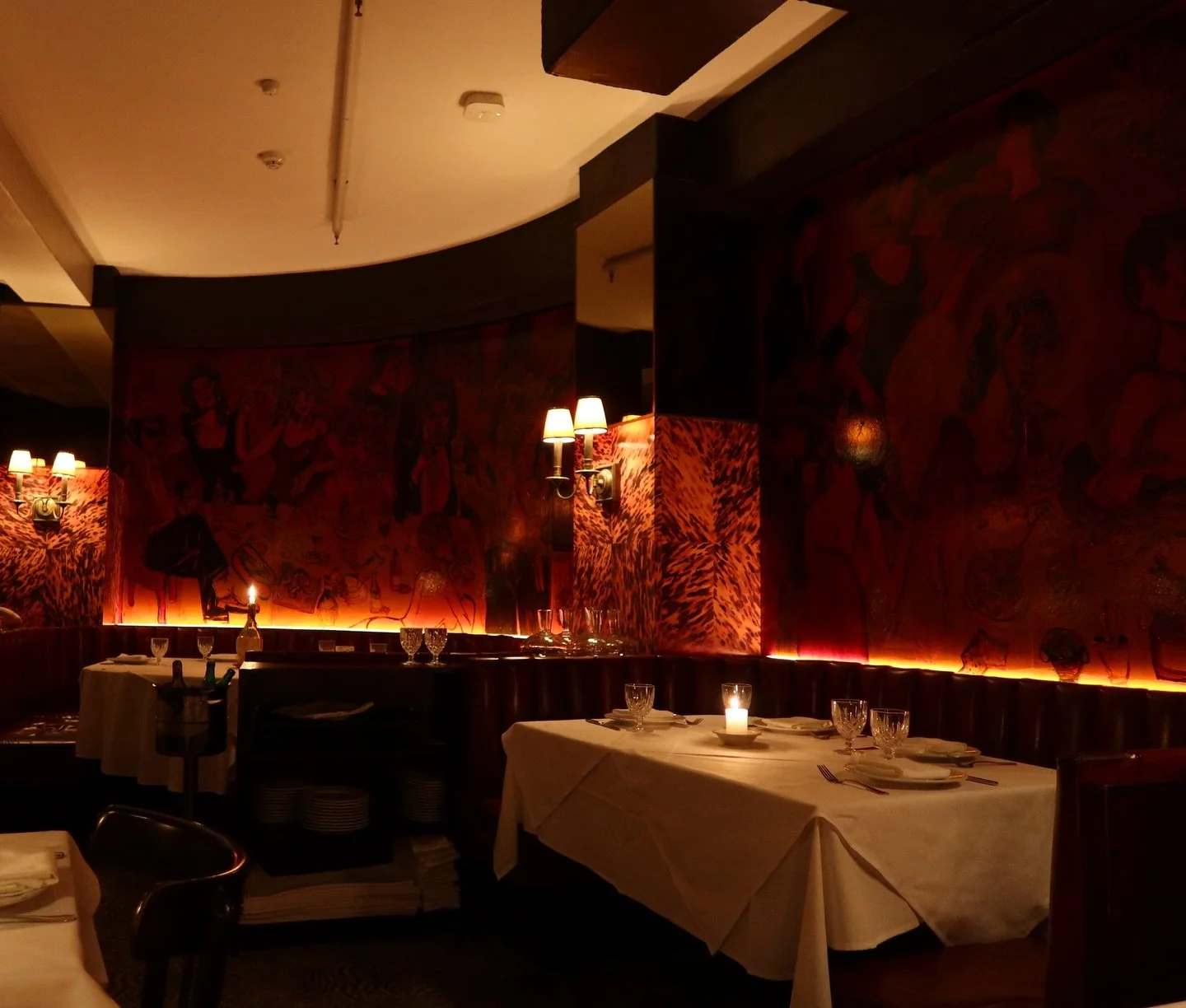 Our kind of evening in the parlour room. Parlour available now - the digital membership to Parl&eacute;.