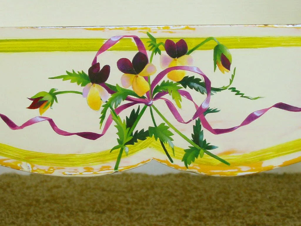 detail viola occasional chair.jpg